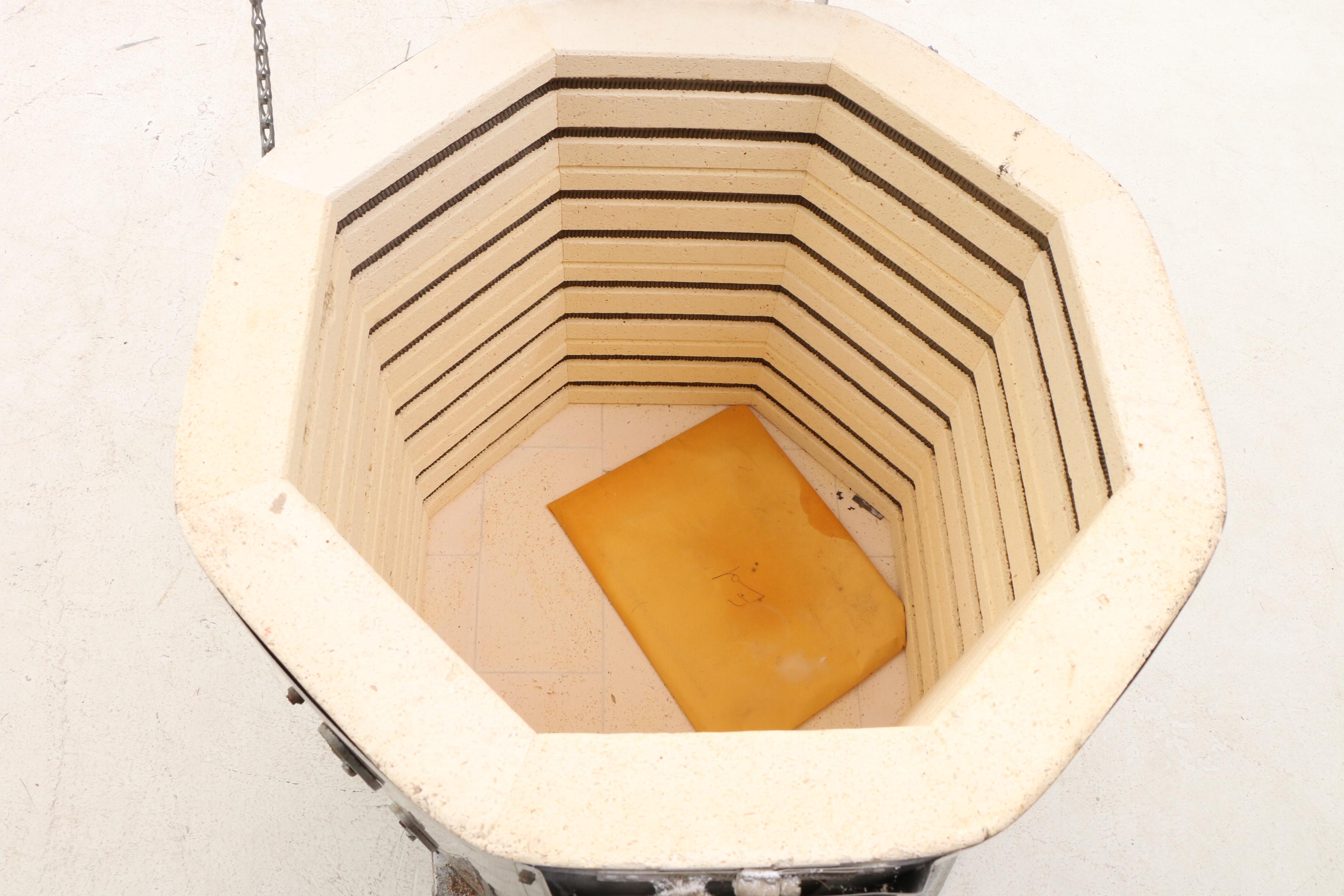 Gare Electric Ceramics Kiln with Kiln Sitter