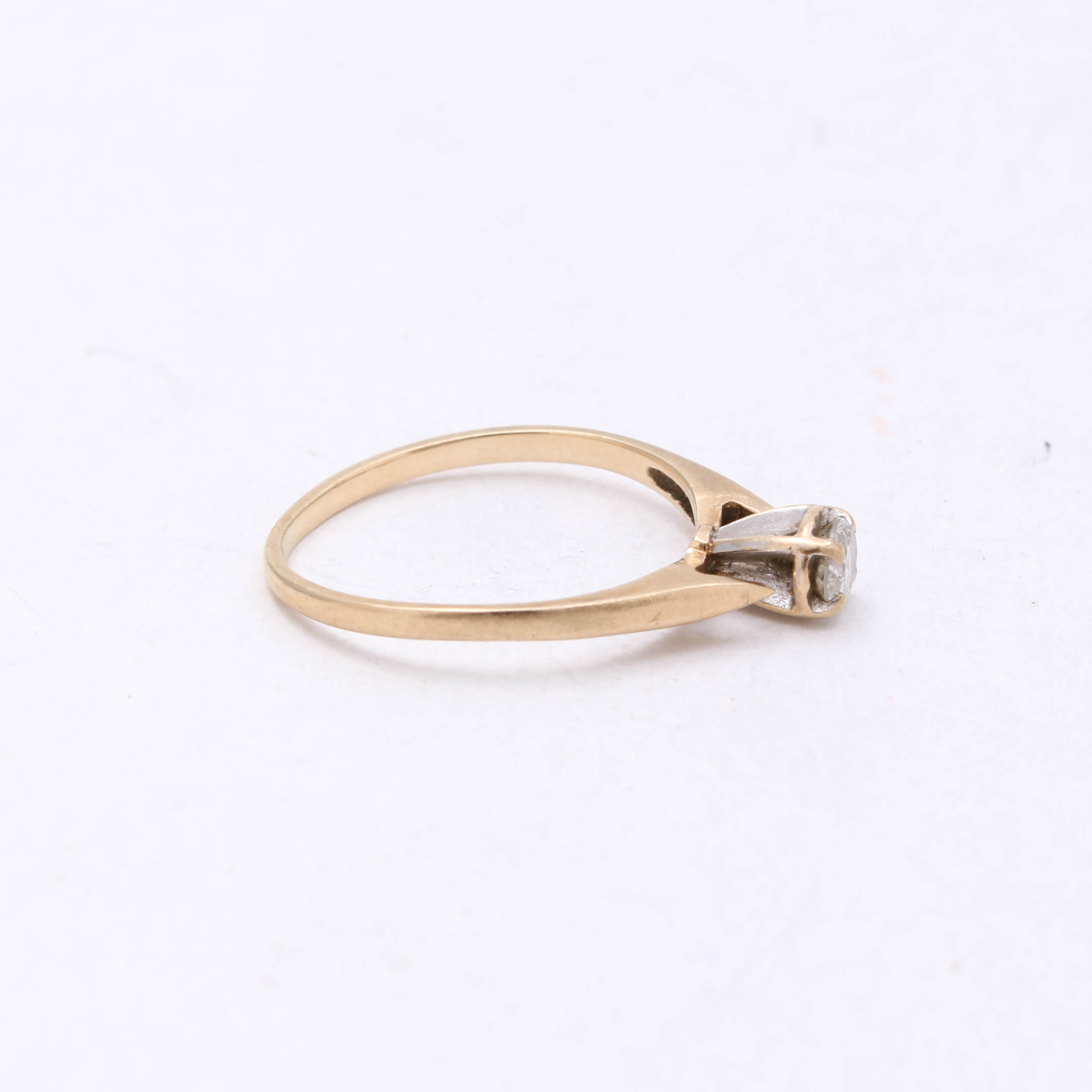 10K Yellow Gold Diamond Solitaire Ring