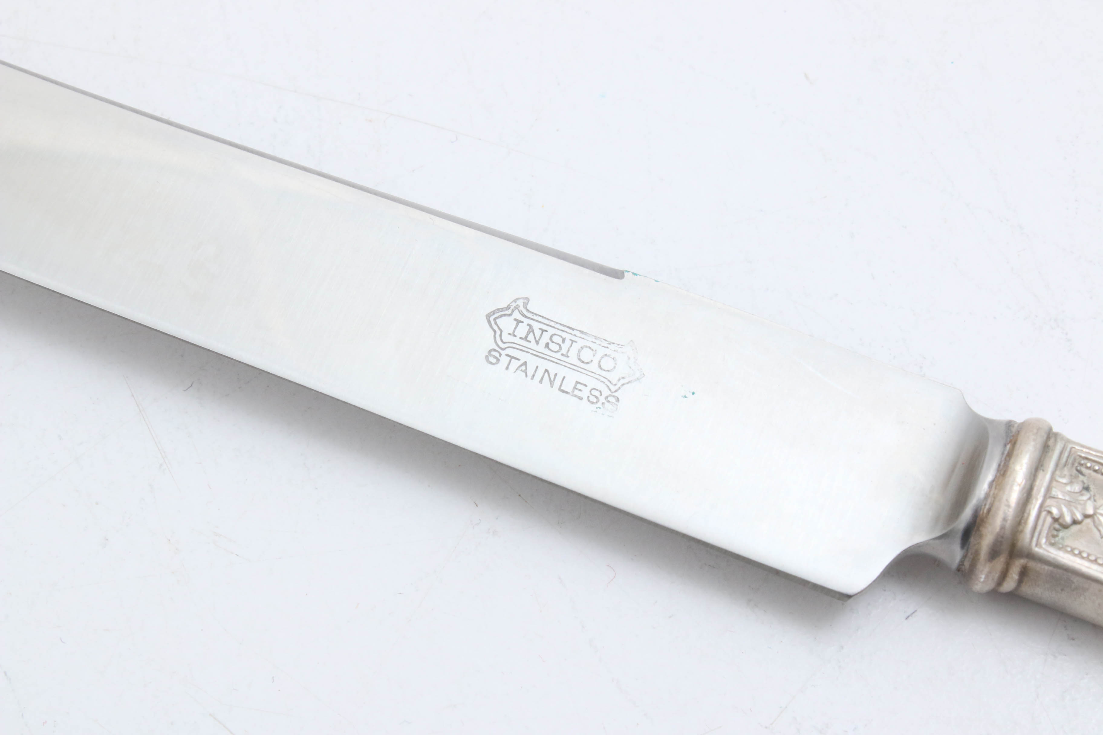 Vintage Rogers Bros. Silver Plated "Ancestral" Flatware Set