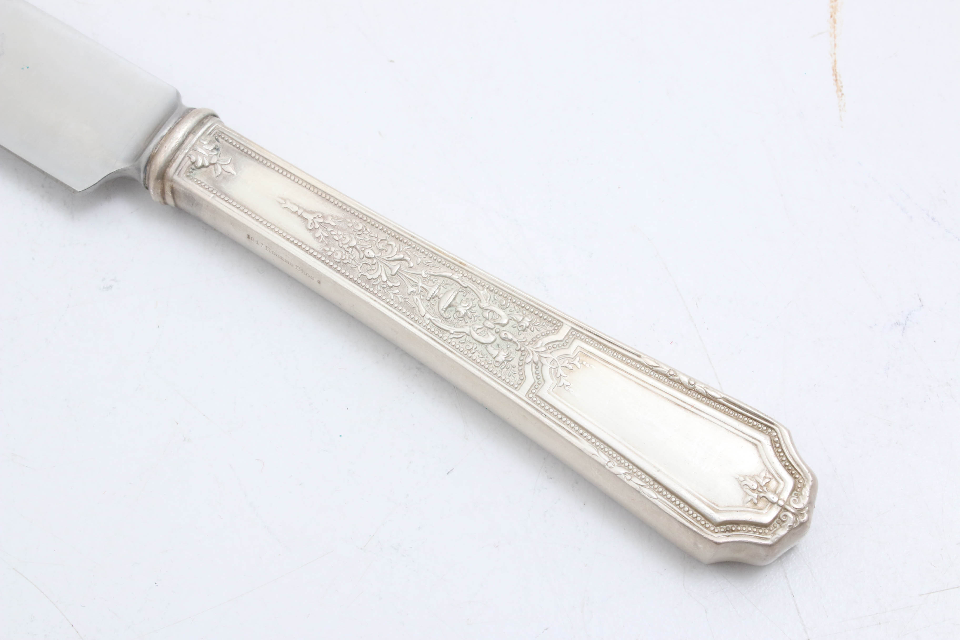 Vintage Rogers Bros. Silver Plated "Ancestral" Flatware Set