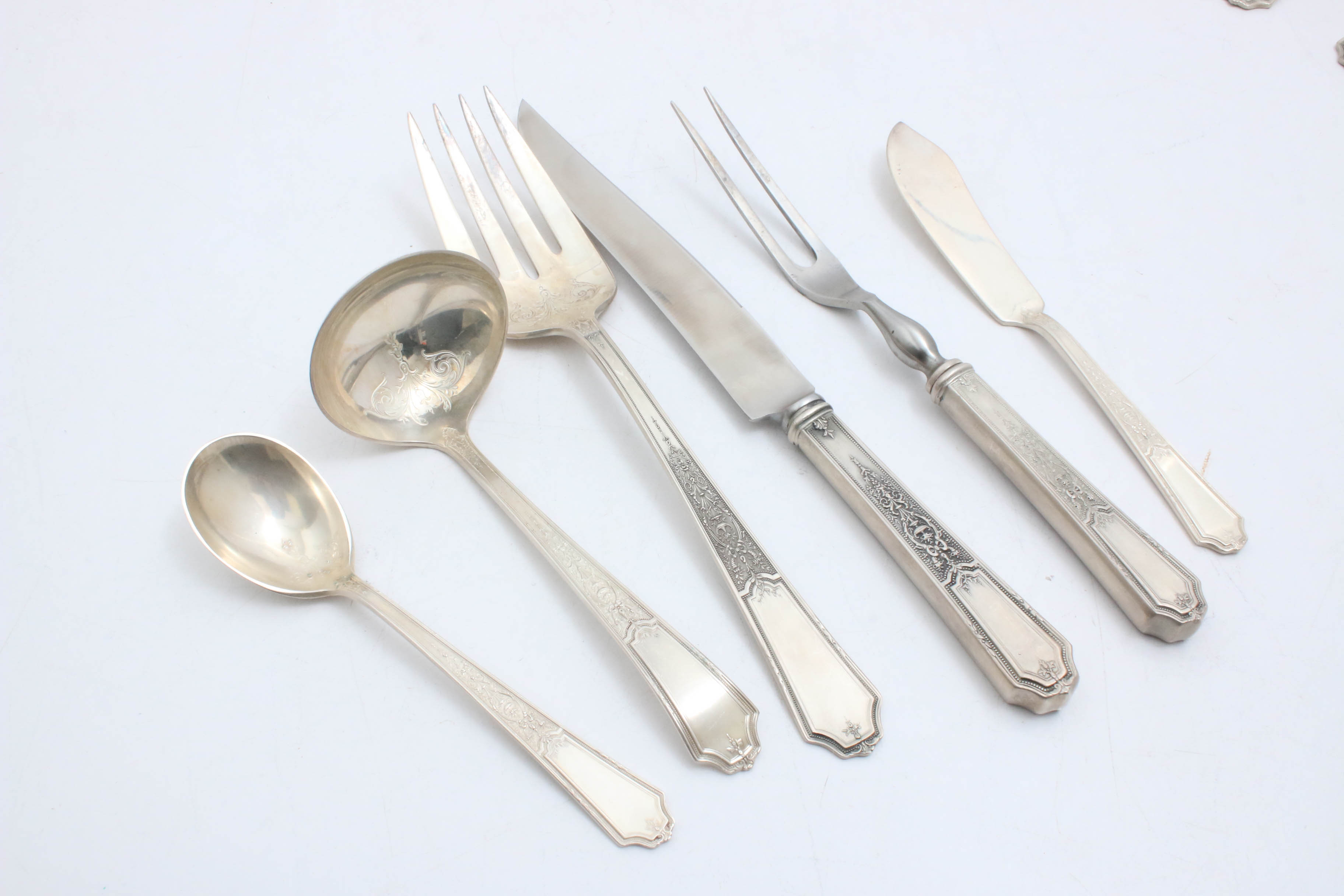 Vintage Rogers Bros. Silver Plated "Ancestral" Flatware Set