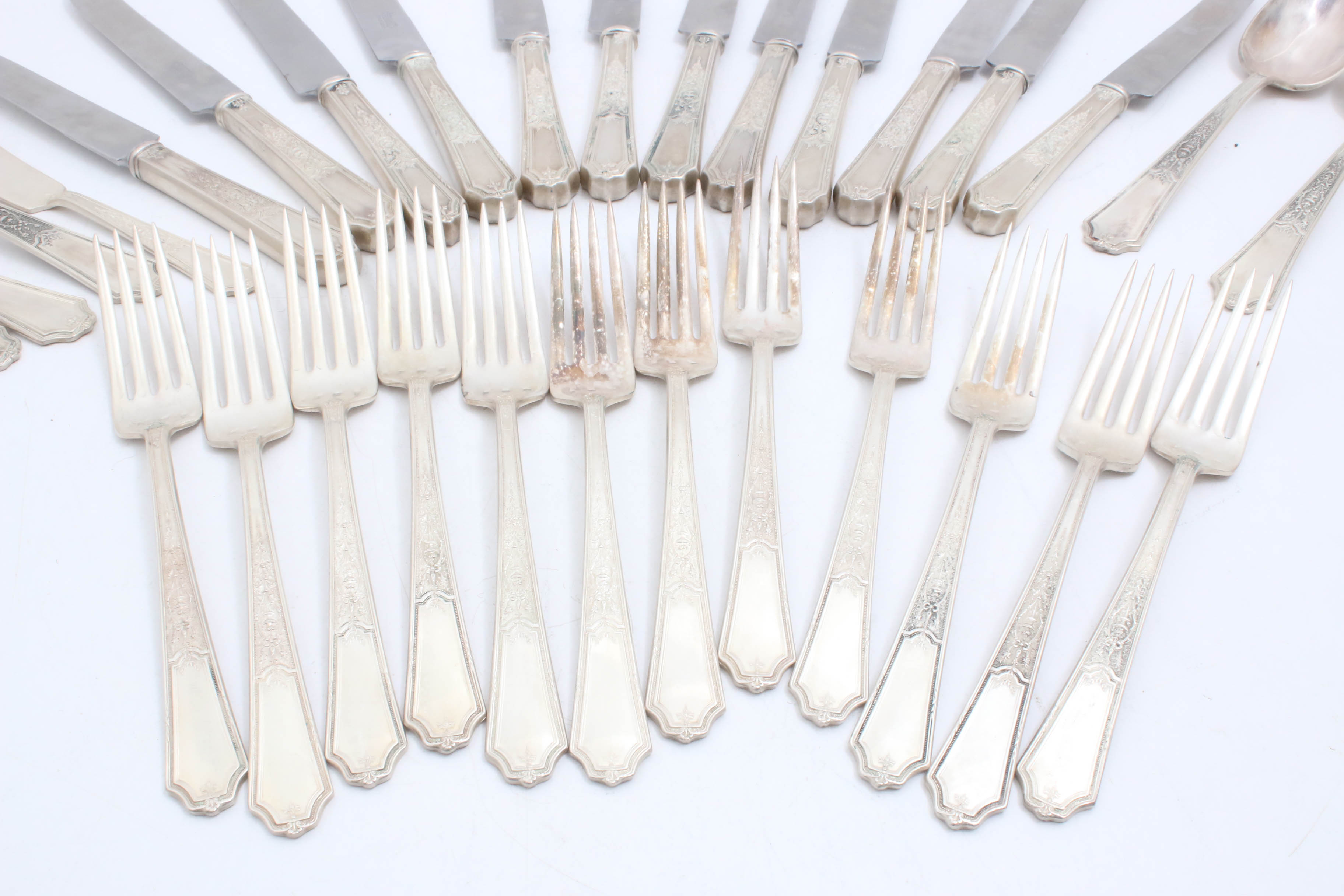 Vintage Rogers Bros. Silver Plated "Ancestral" Flatware Set