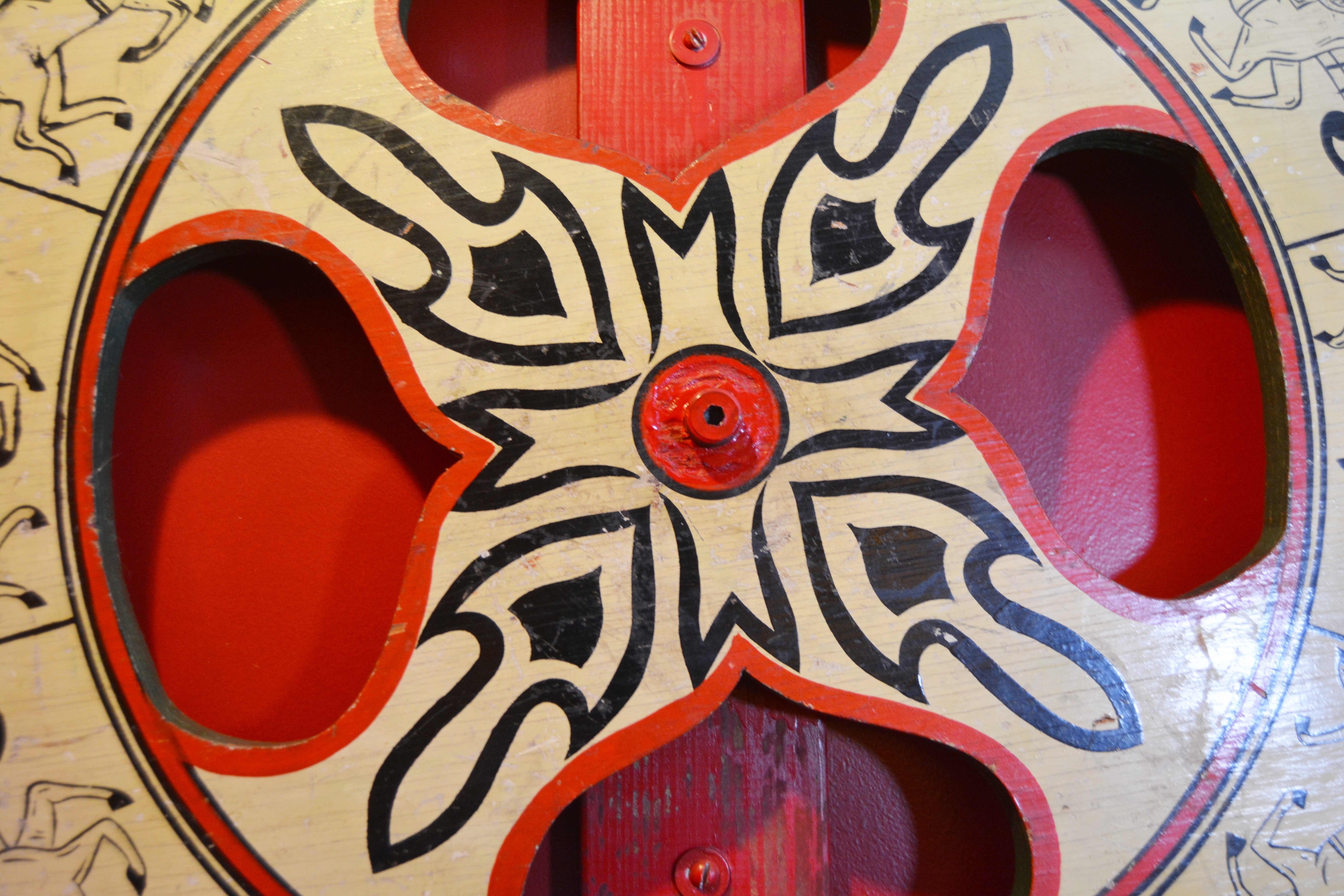 Vintage Horse Racing Gaming Wheel