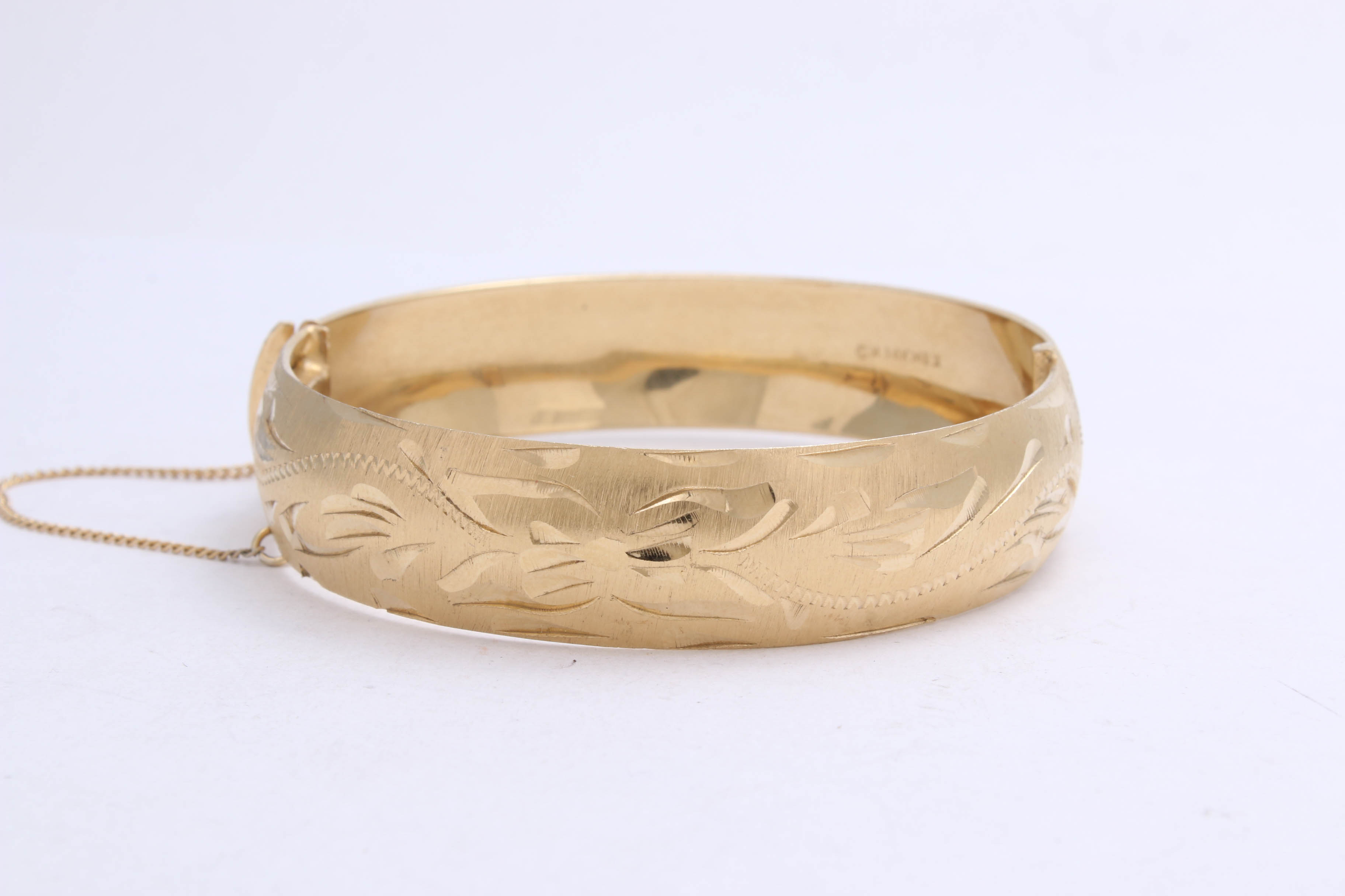 14K Yellow Gold Etched Bangle Bracelet