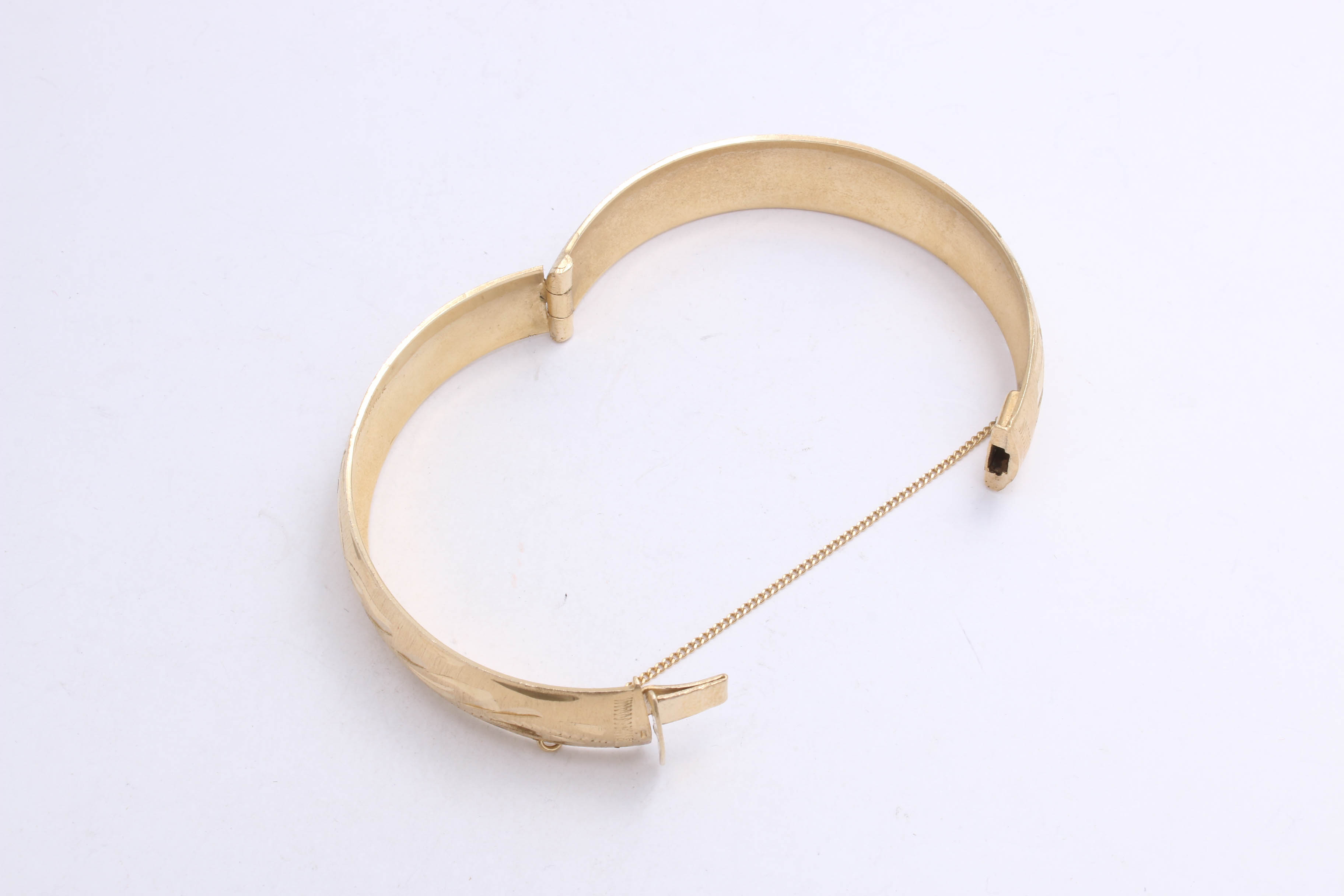 14K Yellow Gold Etched Bangle Bracelet