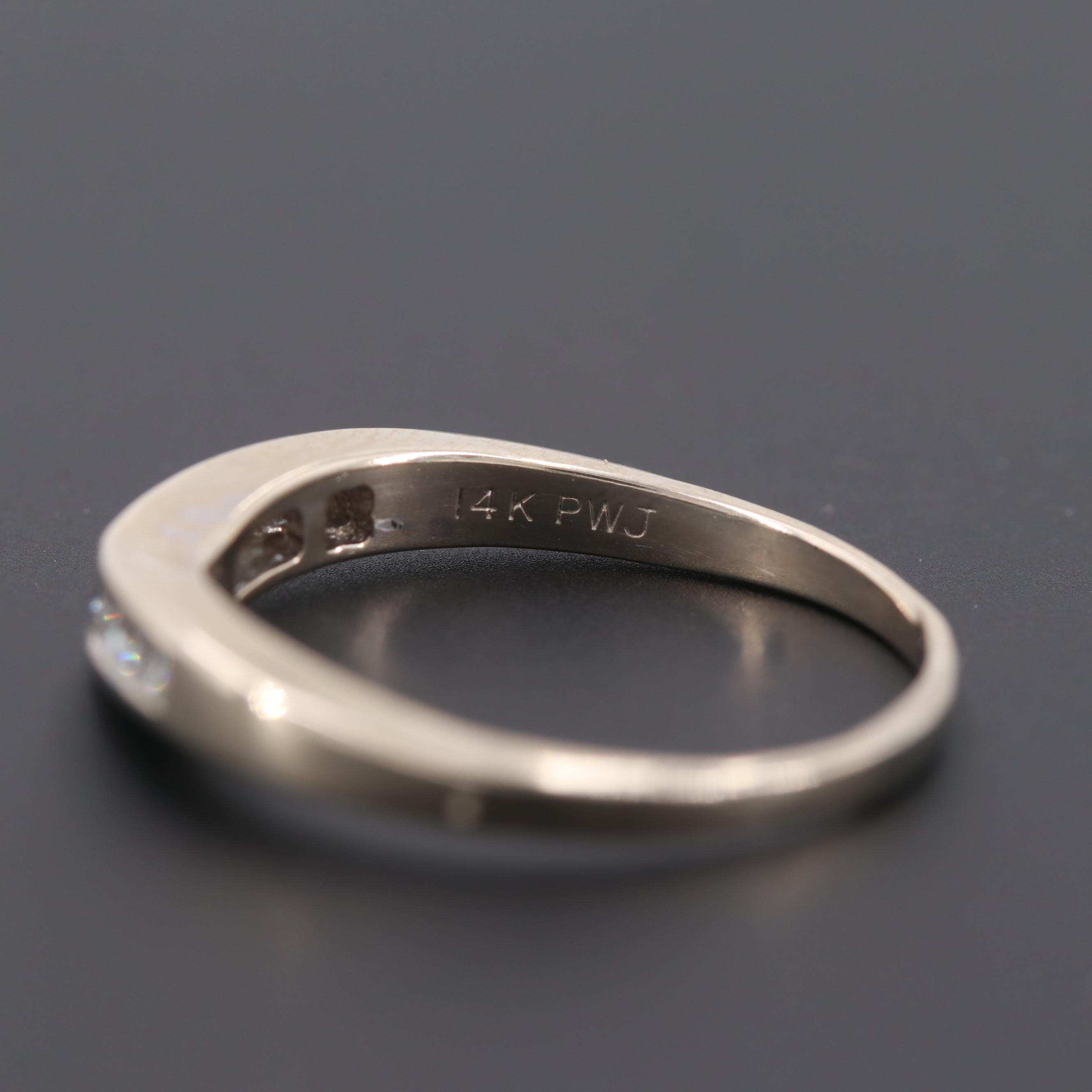 14K White Gold Diamond Ring