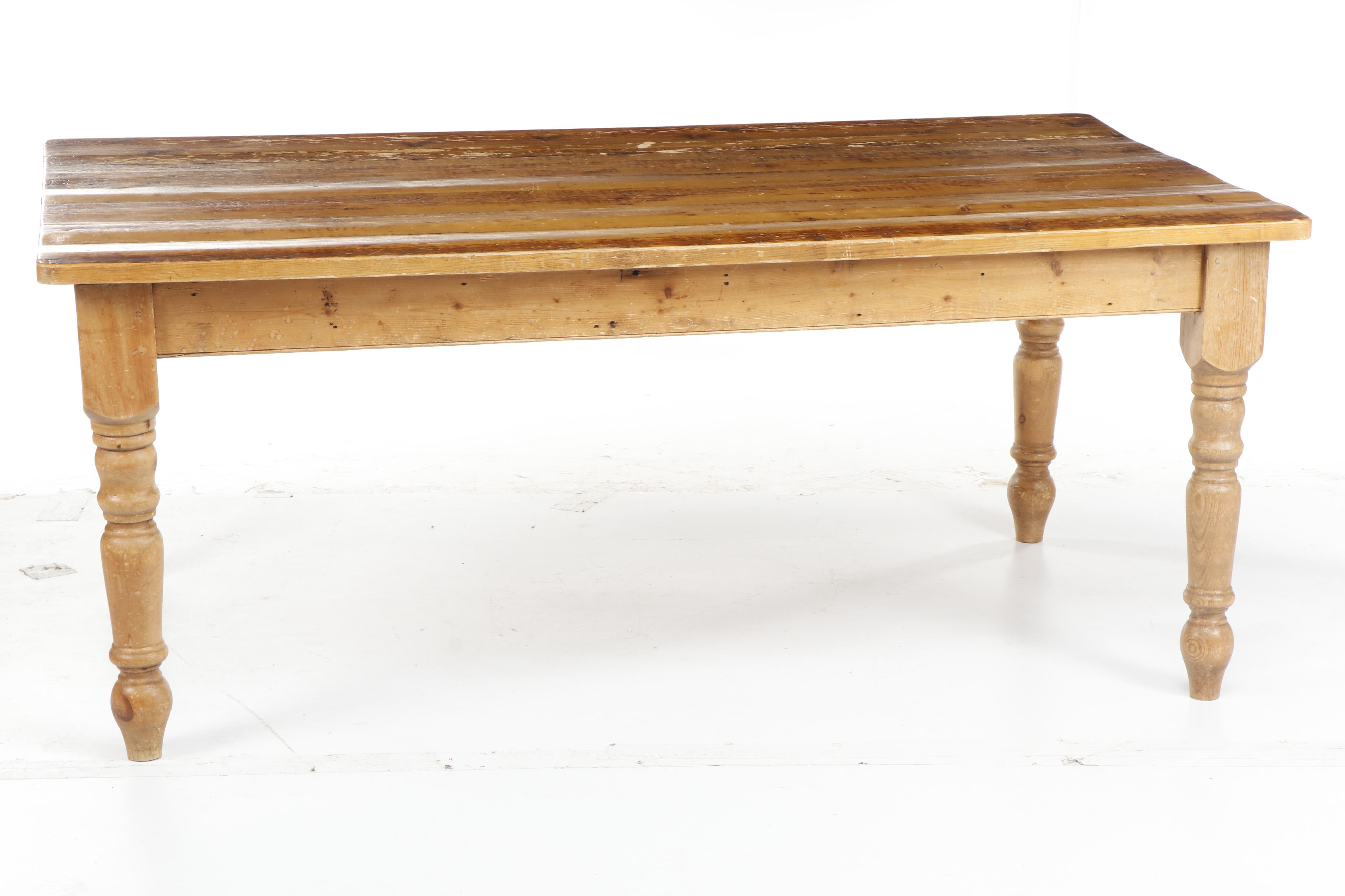 English Farmhouse Style Pine Dining Table With Turned Legs