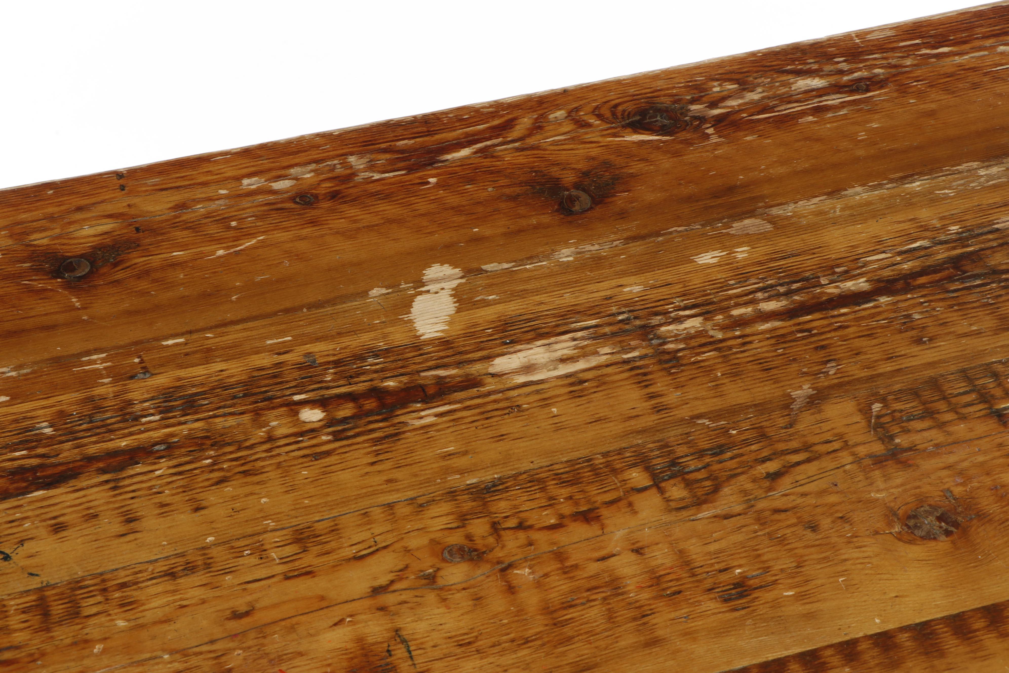 English Farmhouse Style Pine Dining Table With Turned Legs