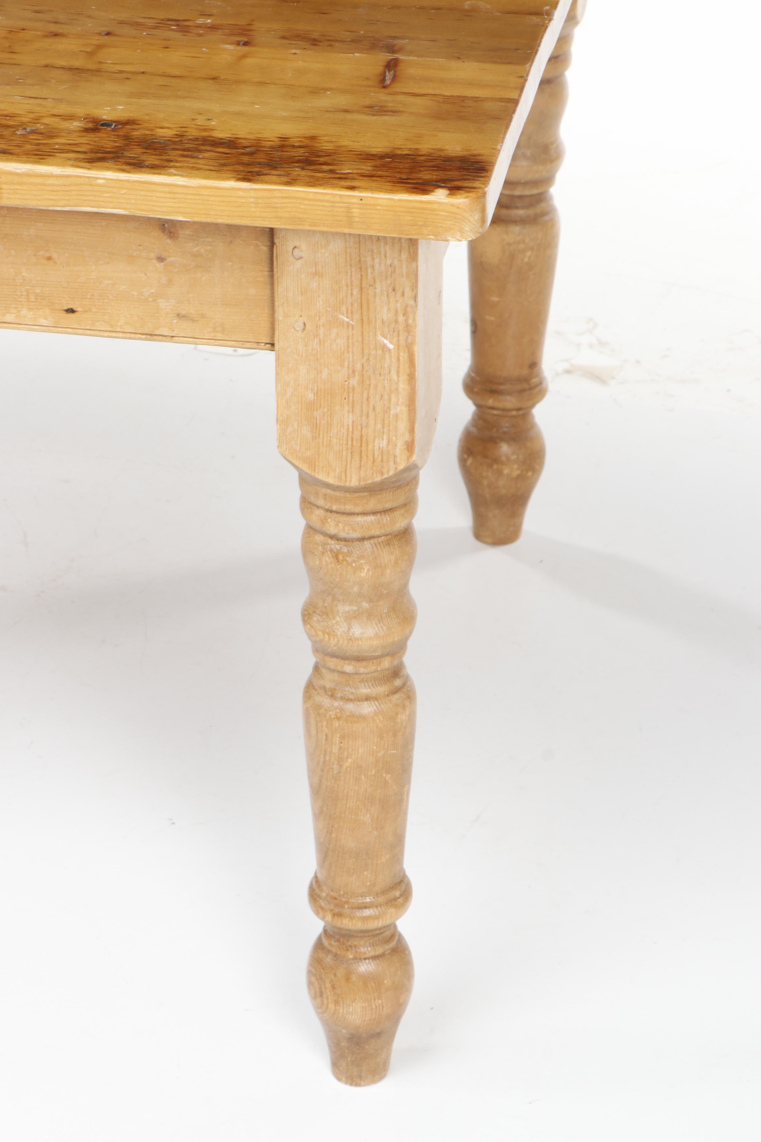 English Farmhouse Style Pine Dining Table With Turned Legs