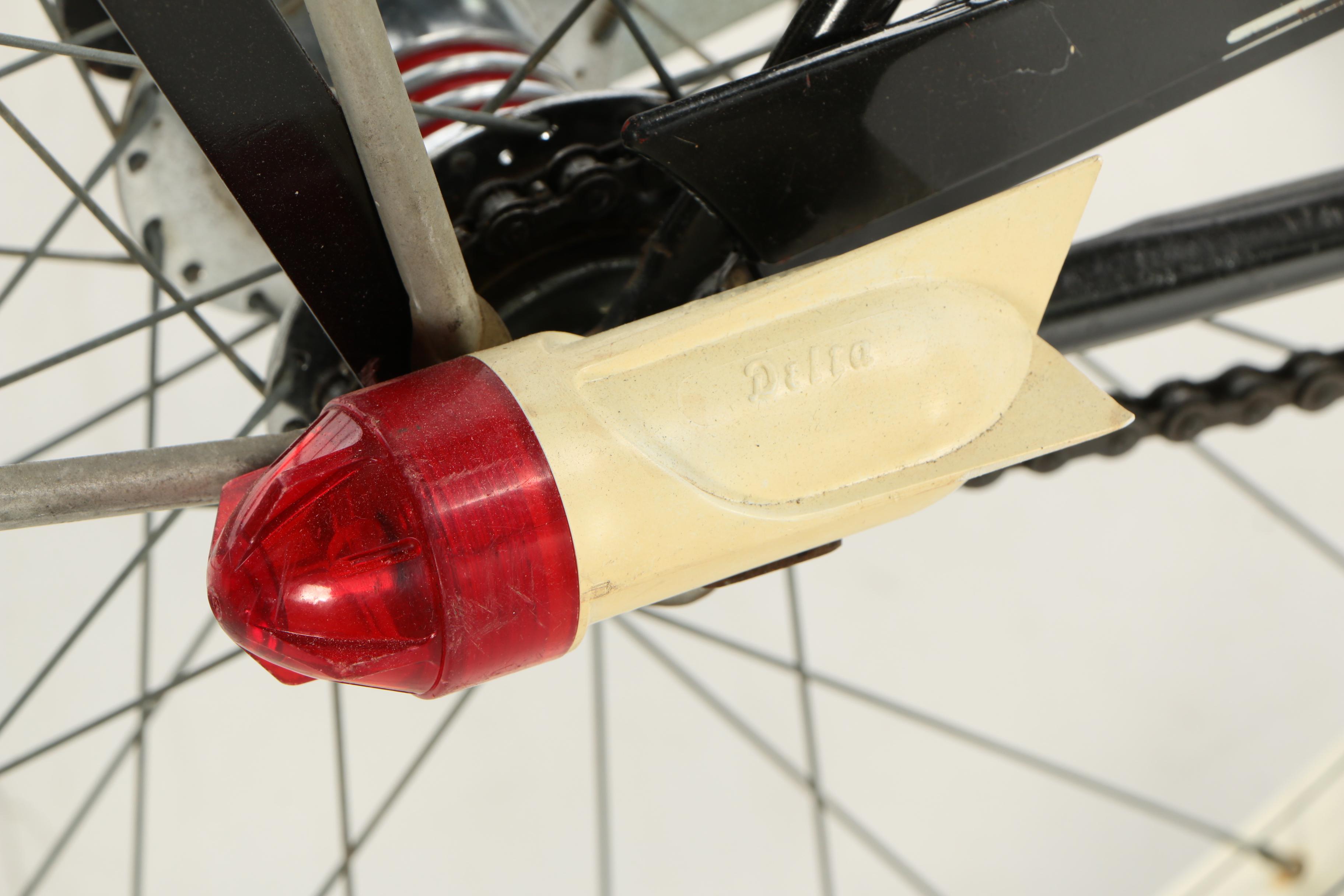 Schwinn "Hornet" Men's Cruiser Bicycle, 1952-1964