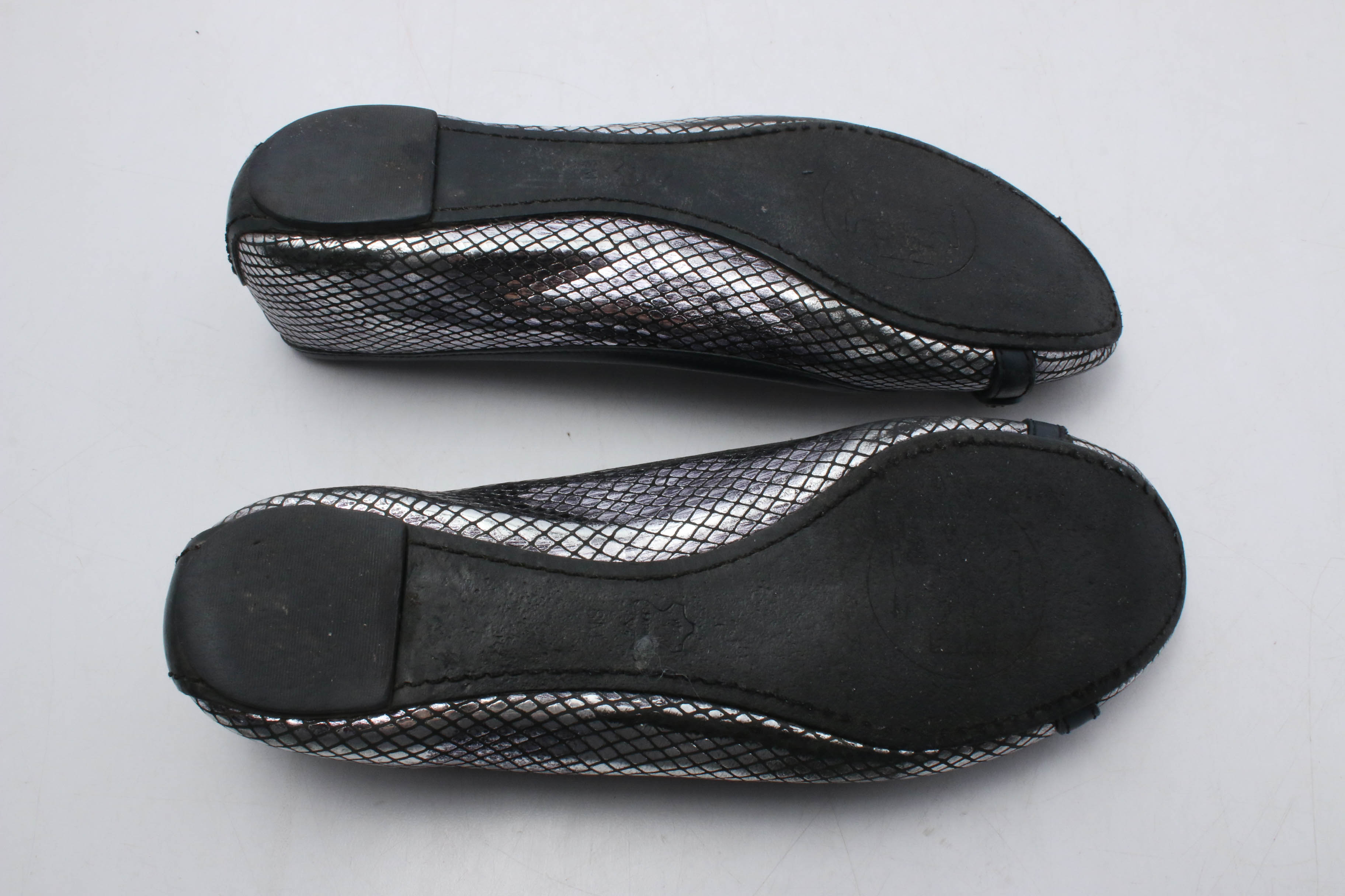 Tory Burch Silver Metallic and Black Leather Flats