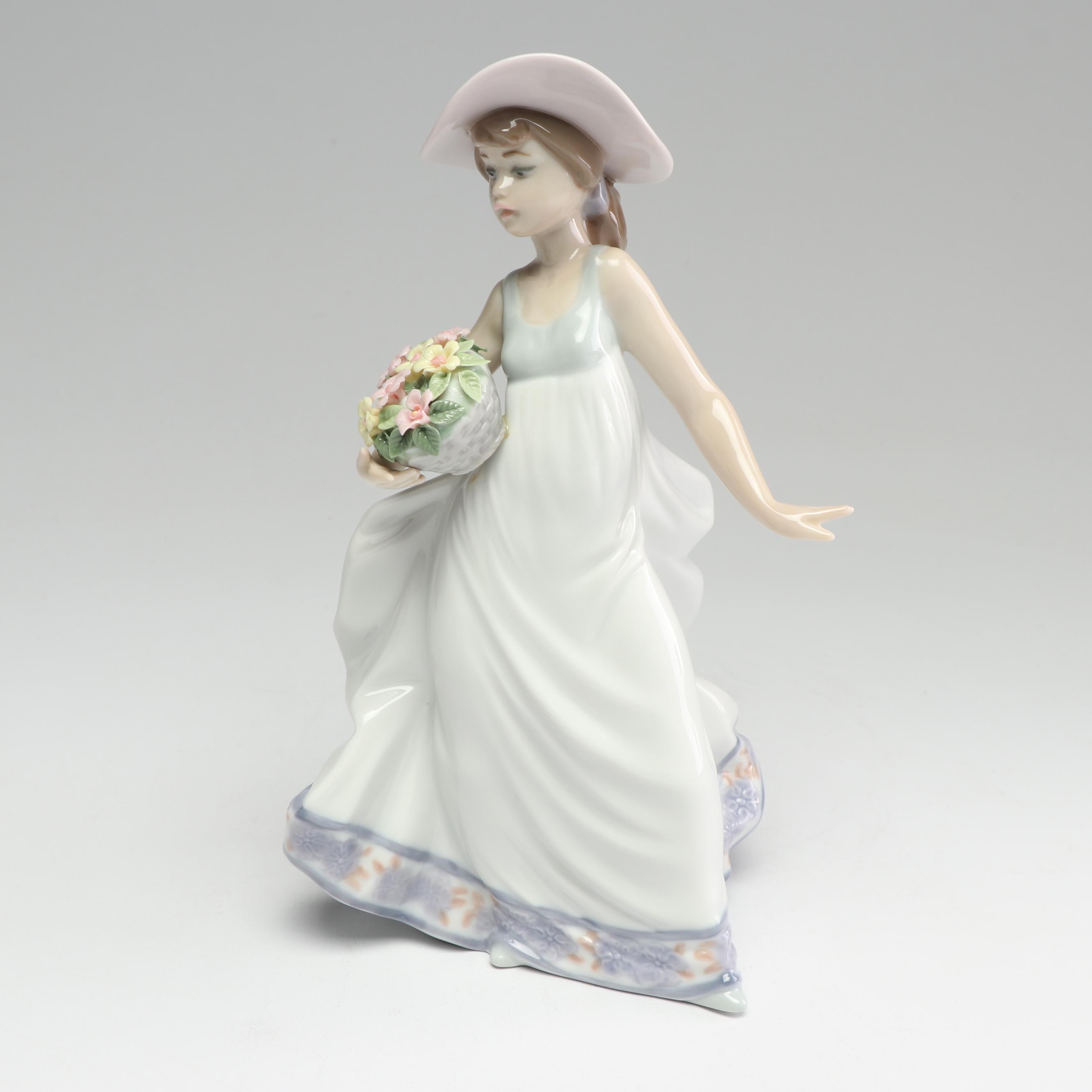 Lladró "Carefree" Porcelain Figurine