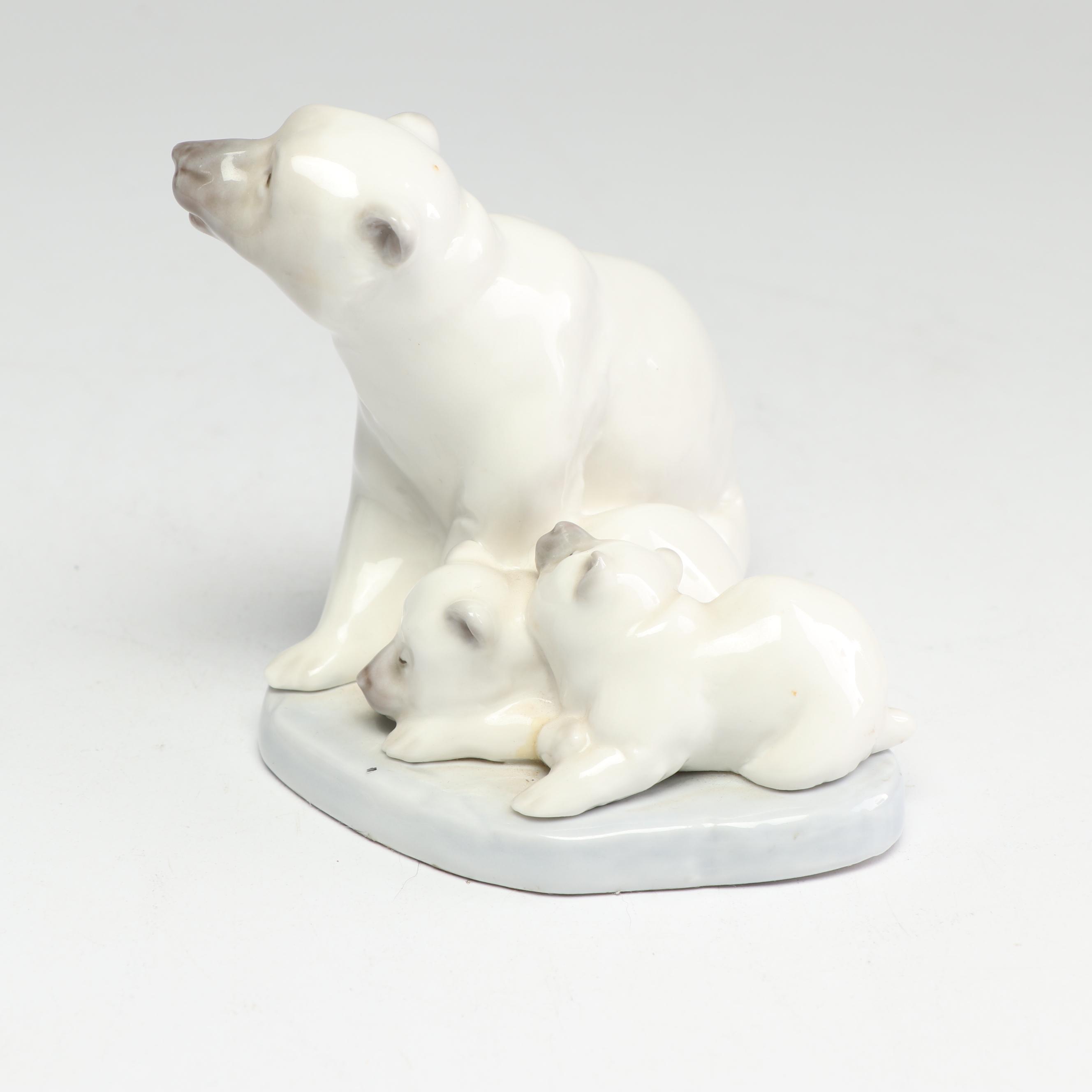 Lladró  "Polar Bear Family" Porcelain Figurine