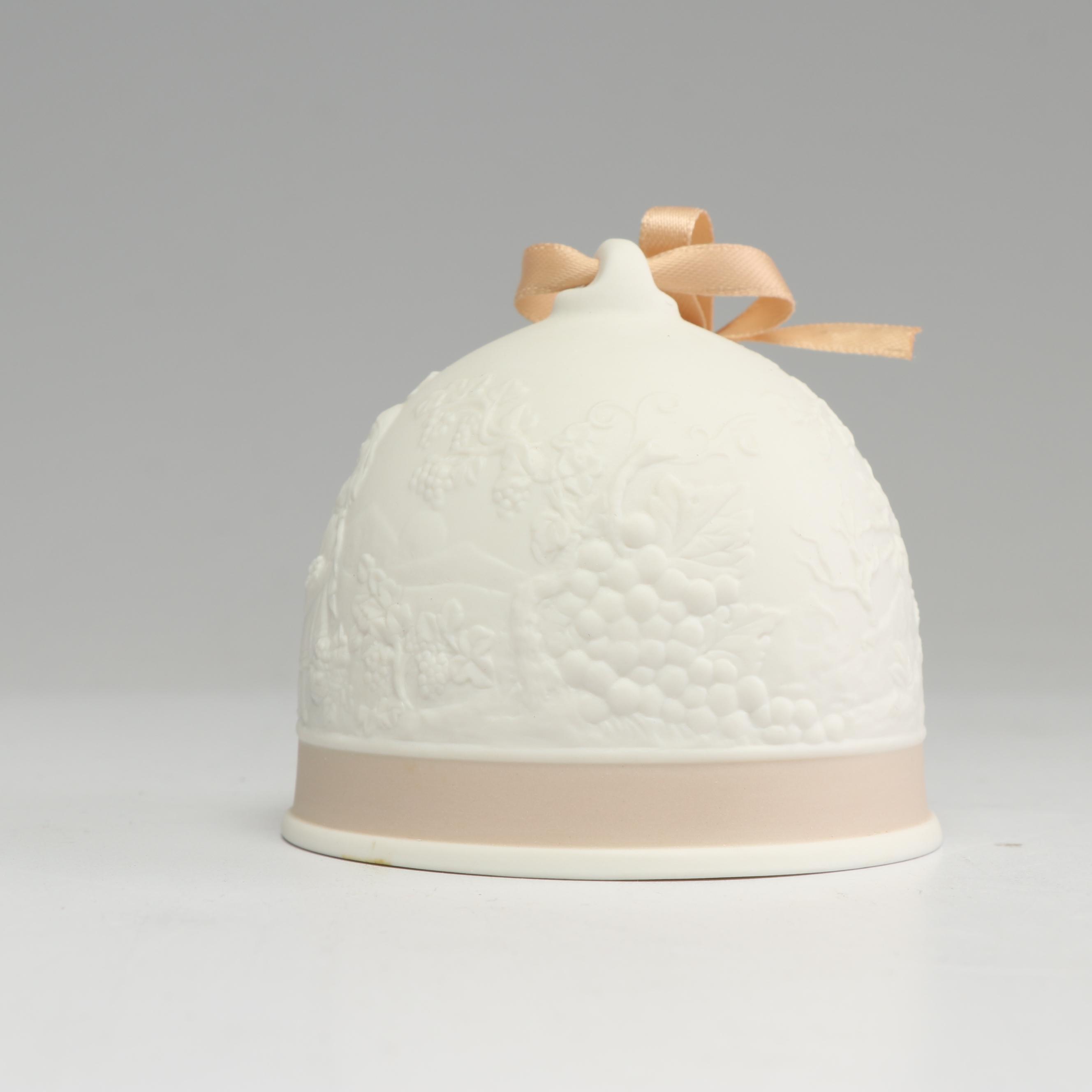 Lladró "1993 Collector's Society Fall Bell"