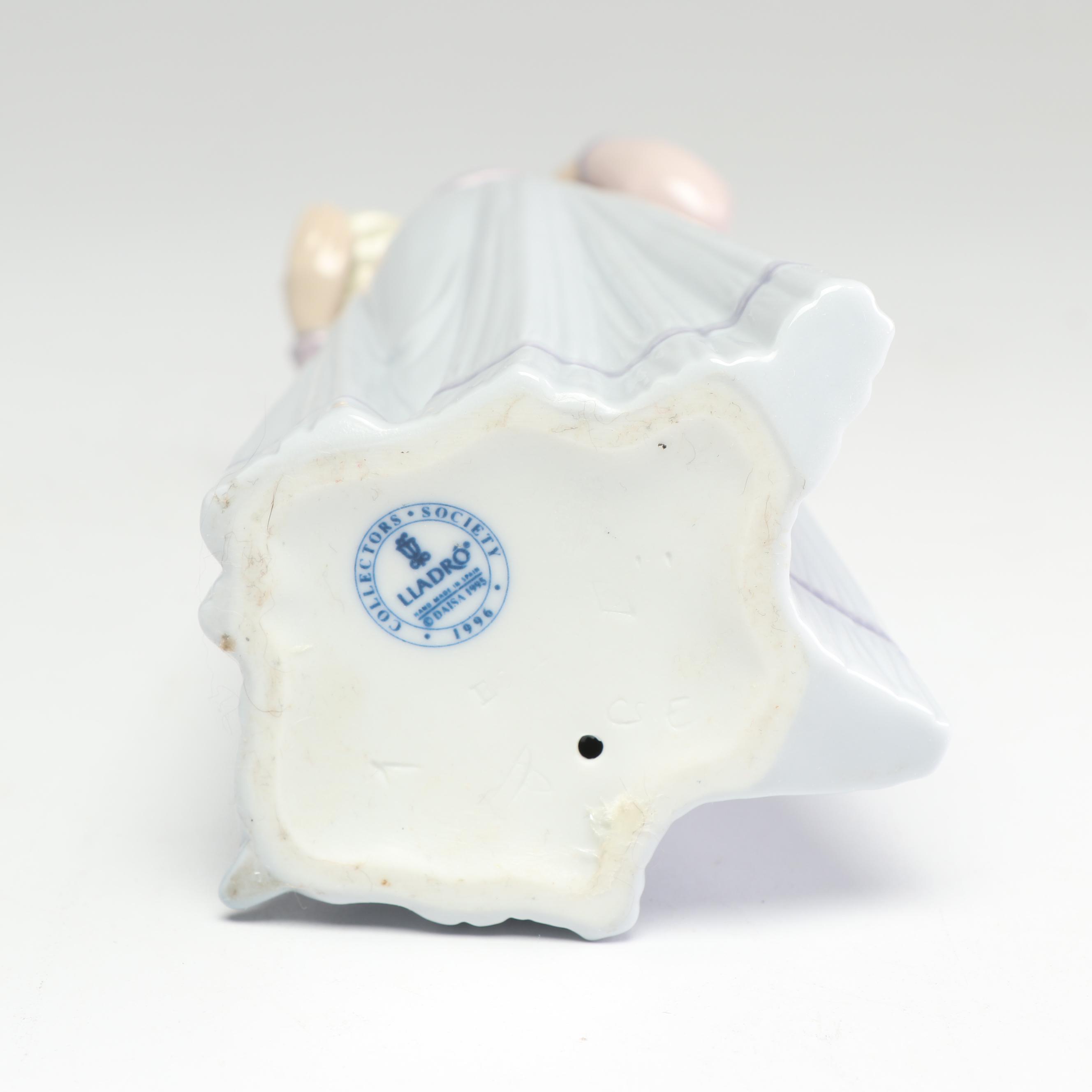 Lladró Collectors Society 1996 "Innocence in Bloom" #7644 Porcelain Figurine