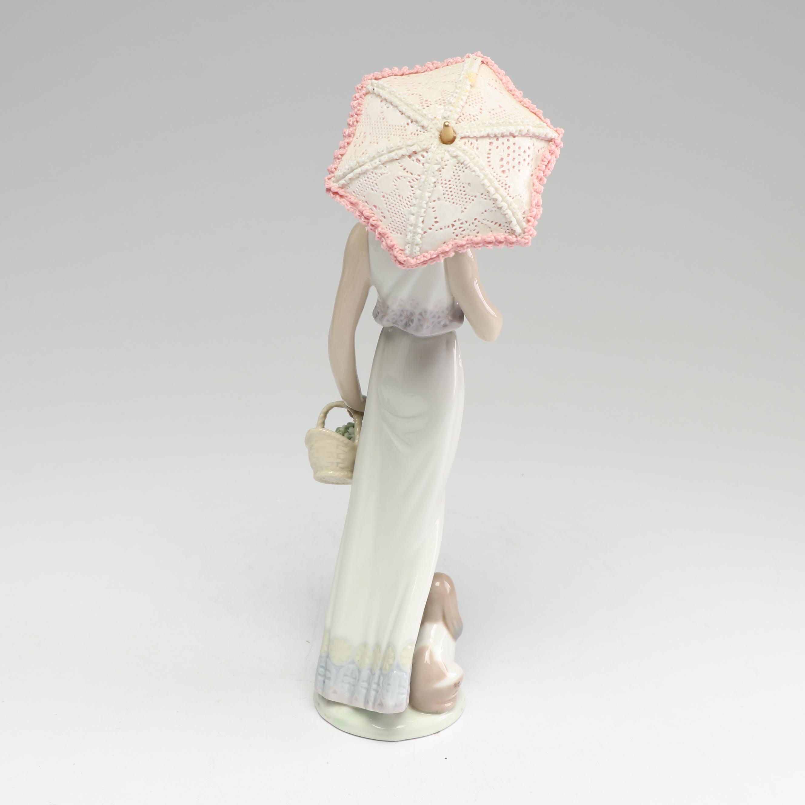 Lladró "Garden Classic" Porcelain Figurine