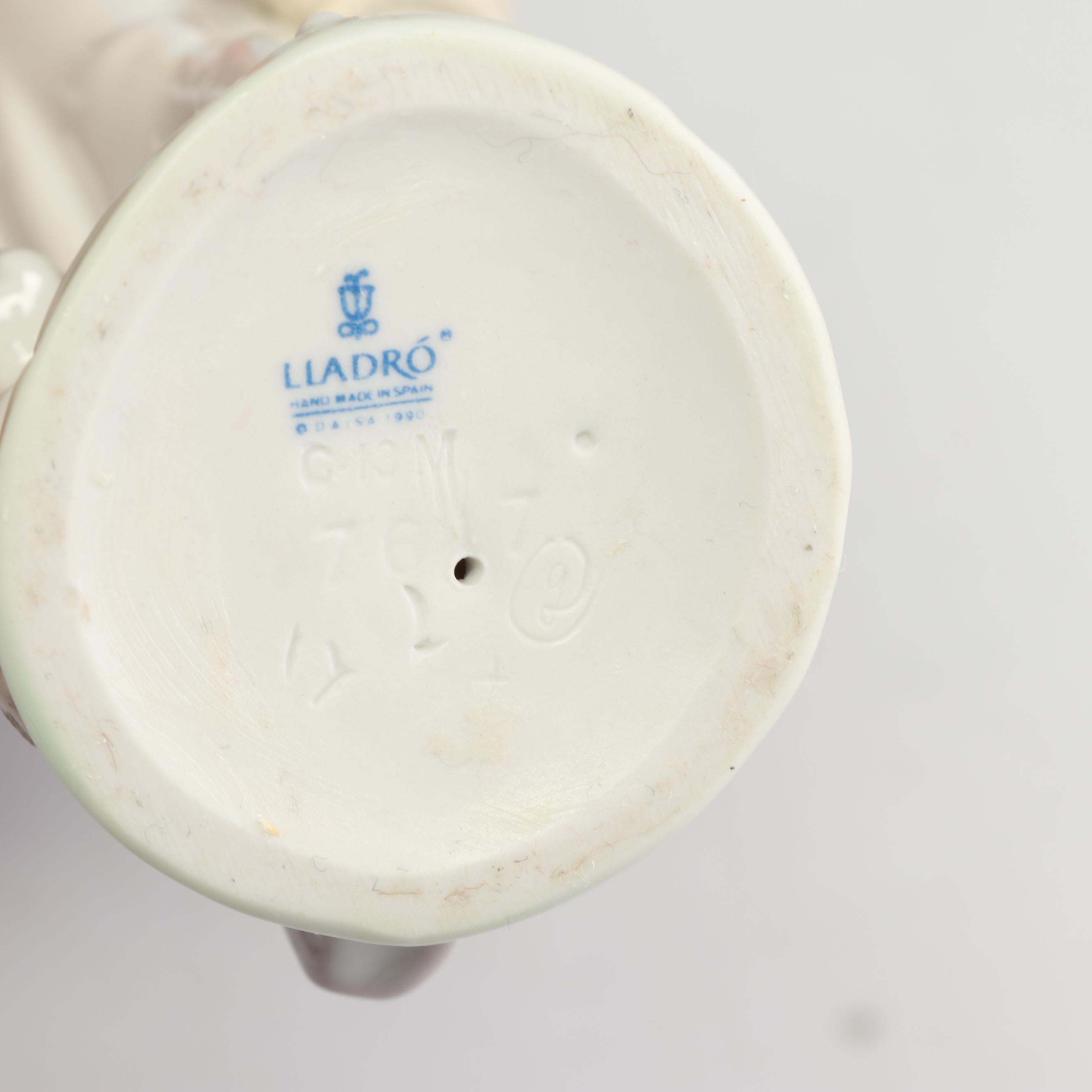 Lladró "Garden Classic" Porcelain Figurine