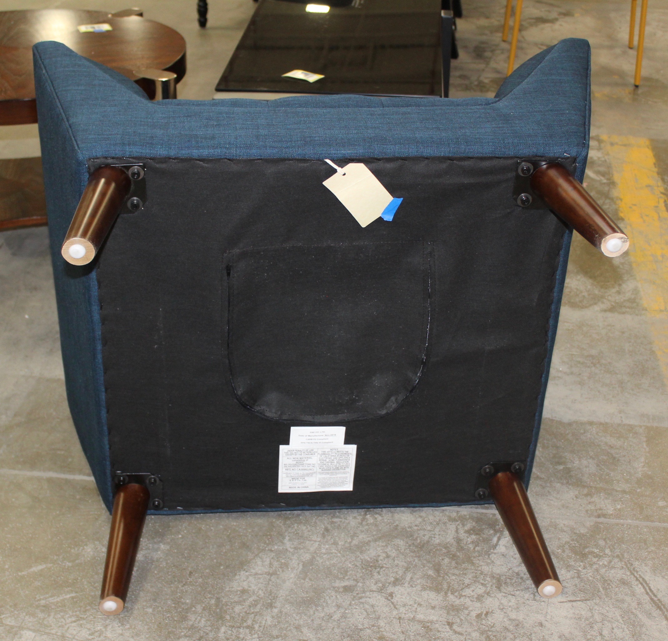 Ink & Ivy Tufted Club Chair, Contemporary