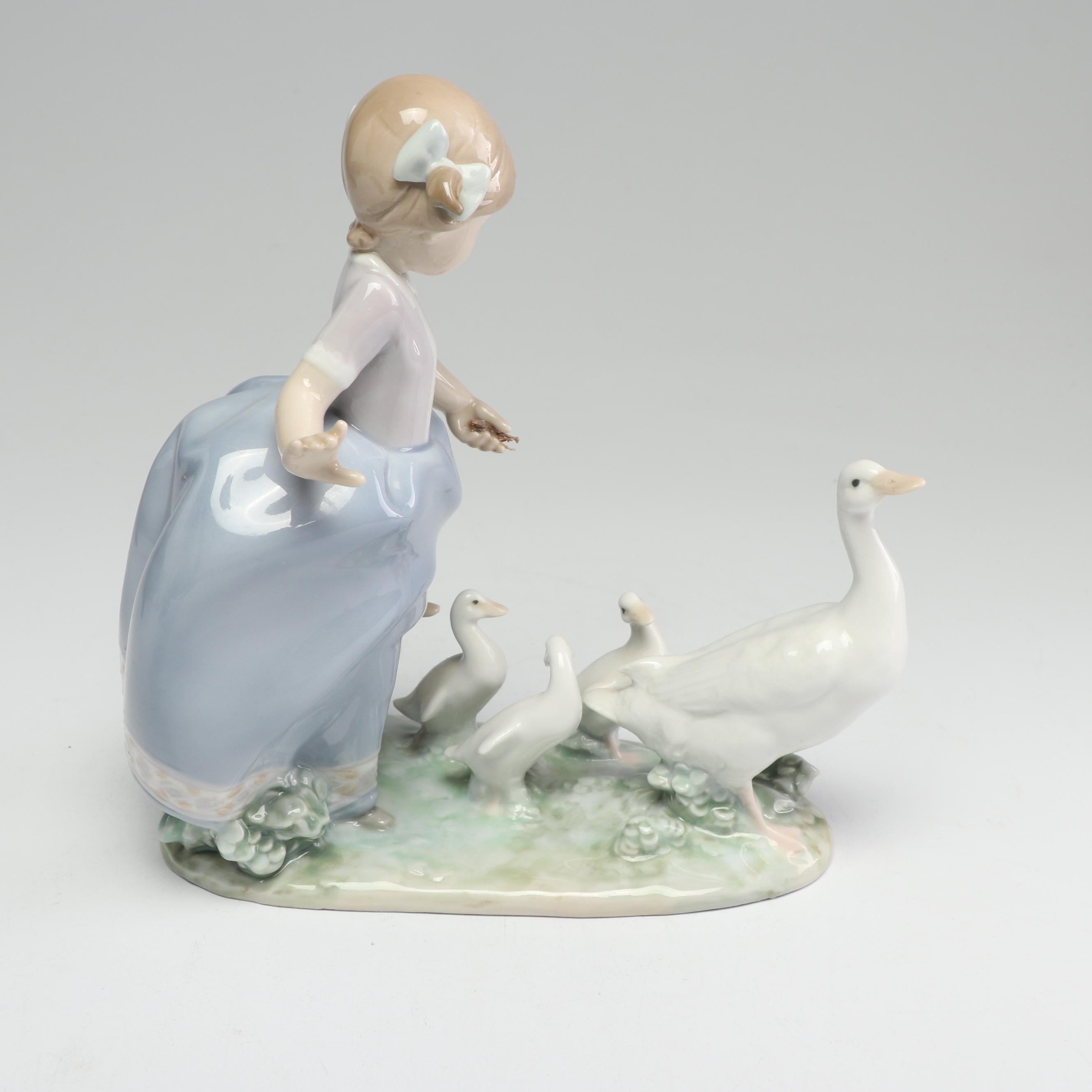 Lladró "Hurry Now" Porcelain Figurine