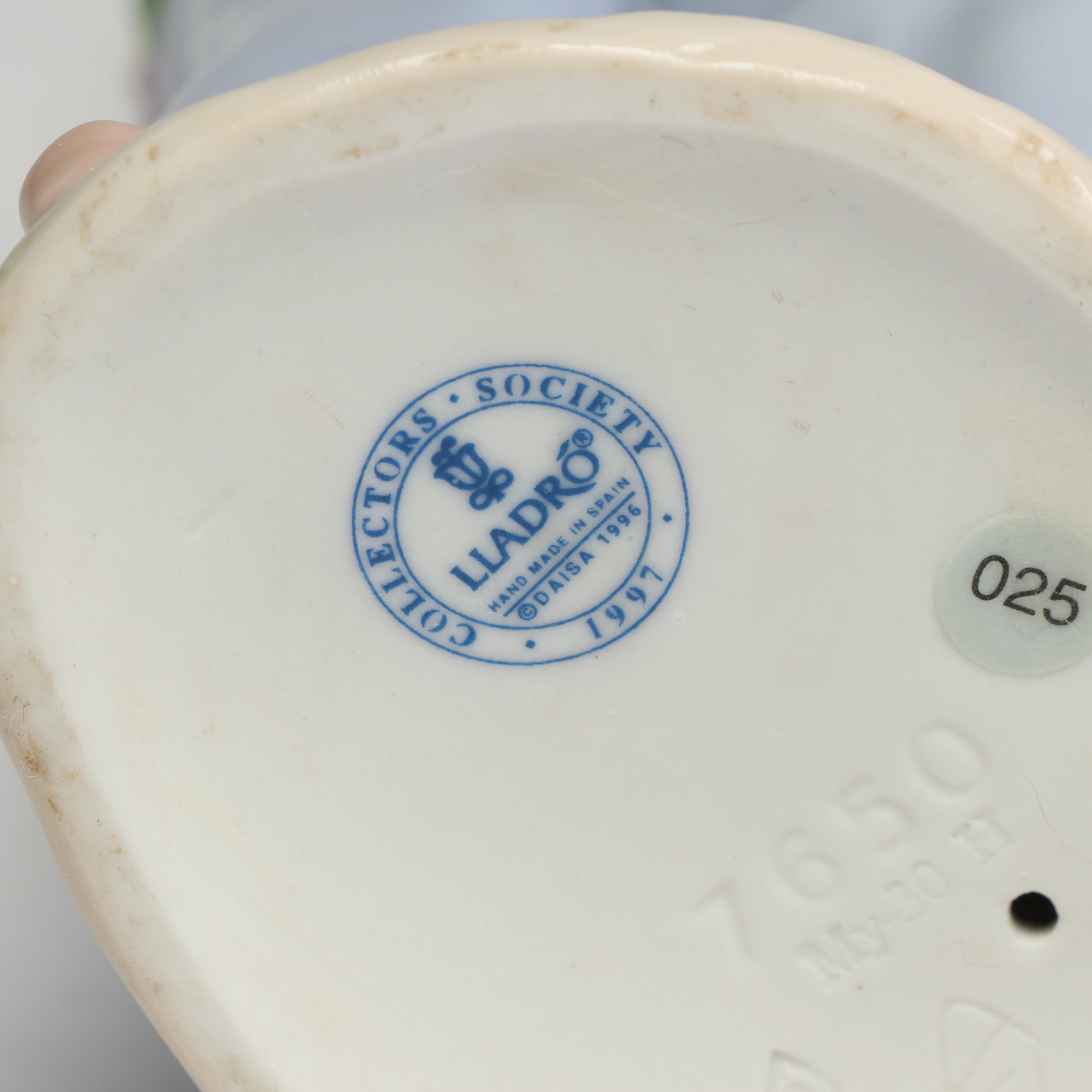 Lladró Collectors Society 1997 "Pocket Full of Wishes" #7650 Porcelain Figurine