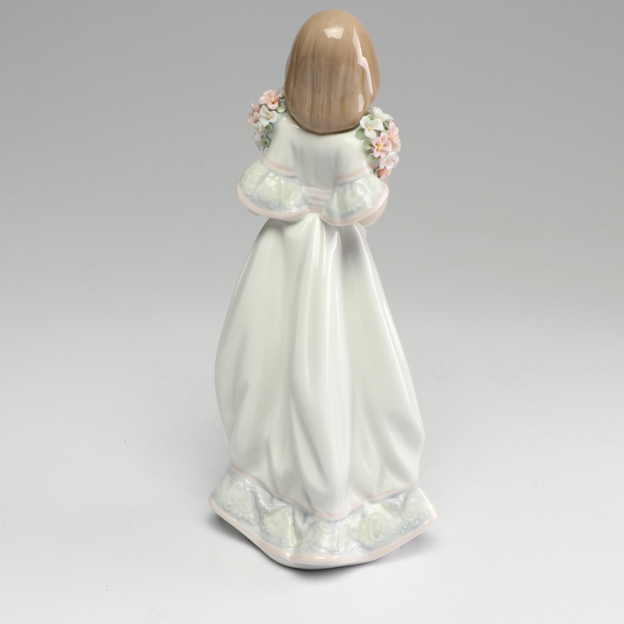 Lladró Collectors Society 1987 "Spring Bouquets" #7603 Porcelain Figurine