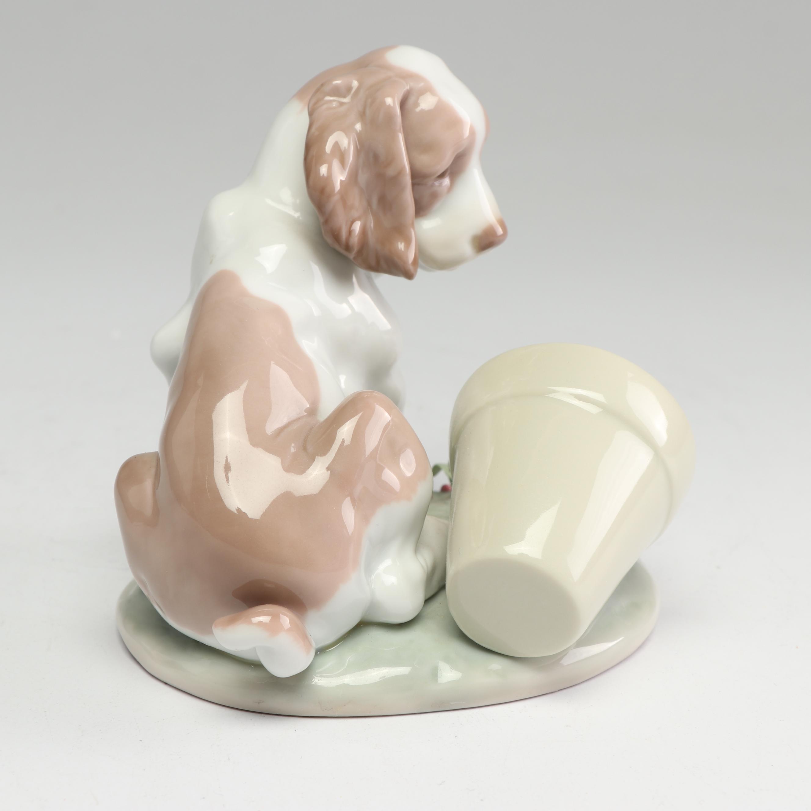 Lladró Collectors Society 1998 "It Wasn't Me" #07672 Porcelain Figurine
