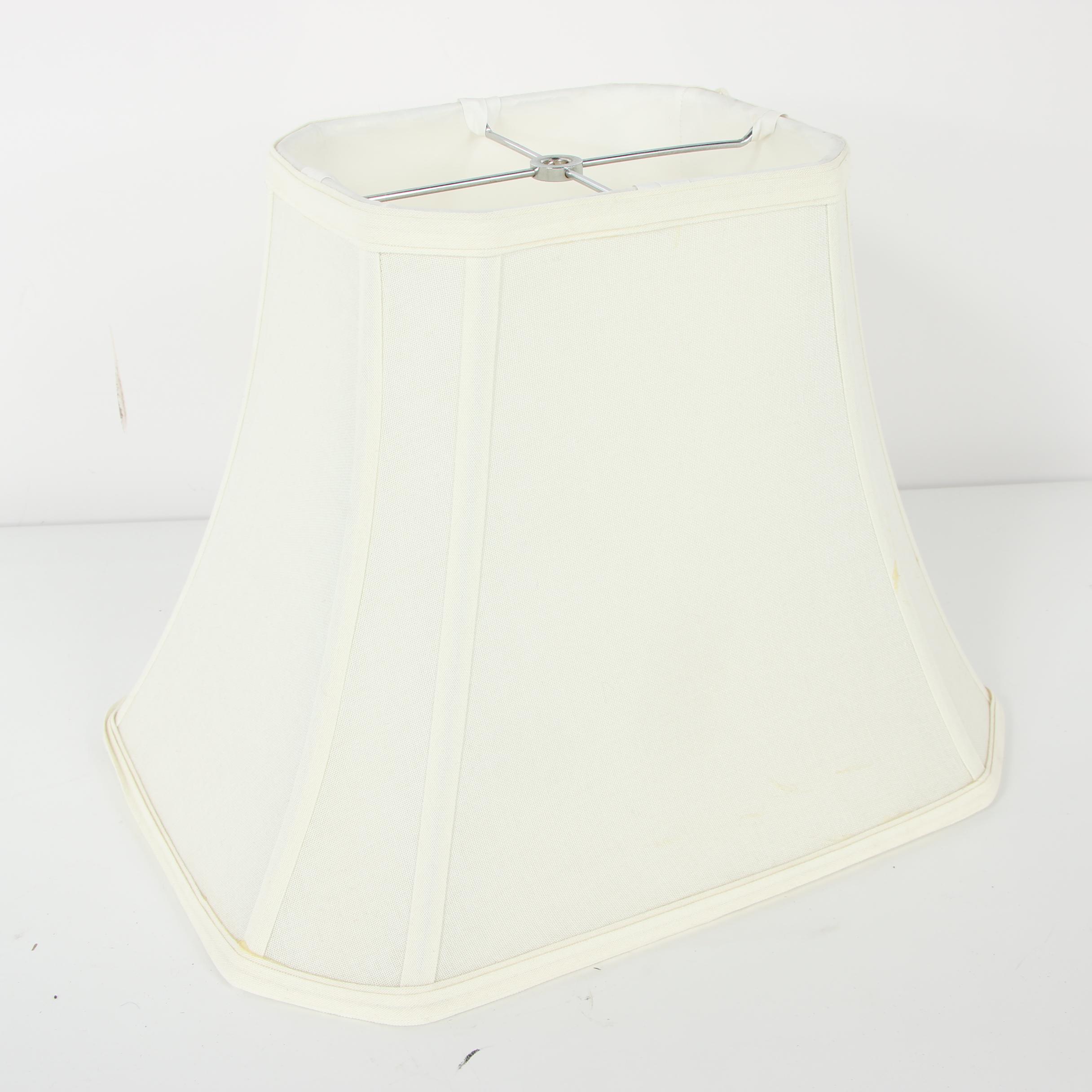 White Metal Table Lamp