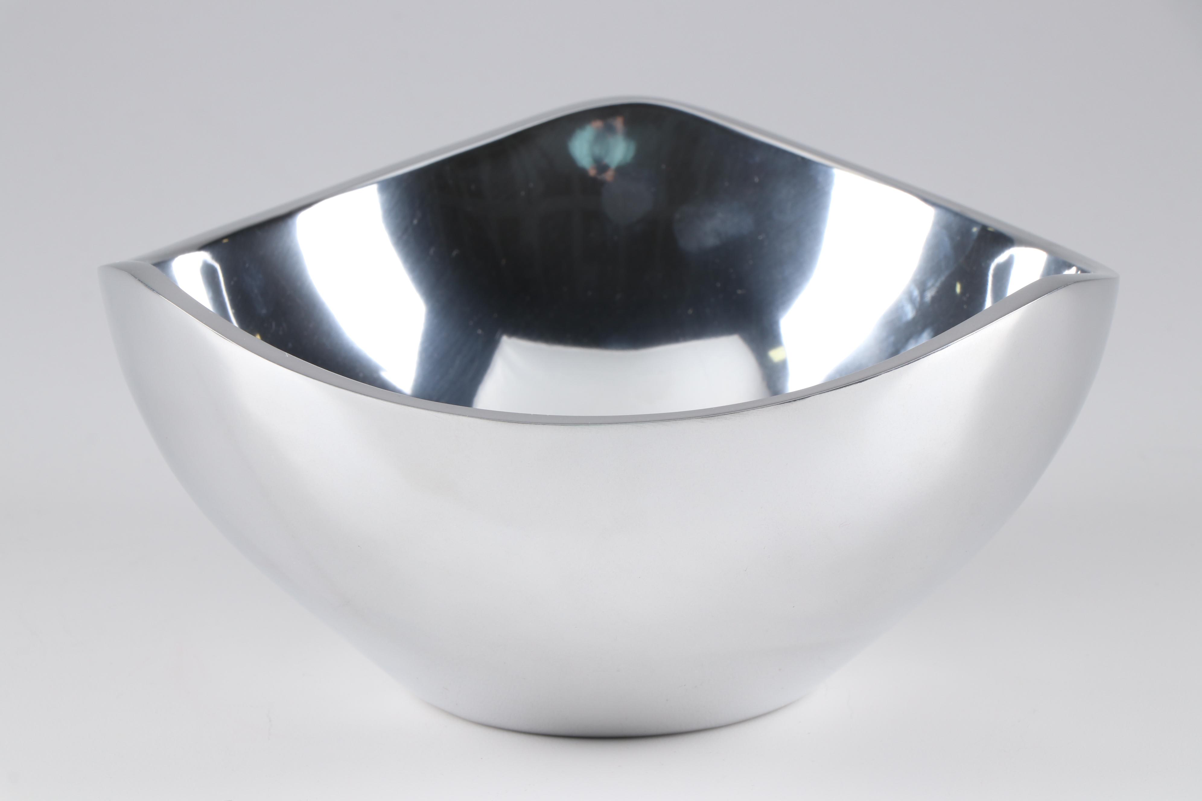 Nambe Tri-Corner Bowl