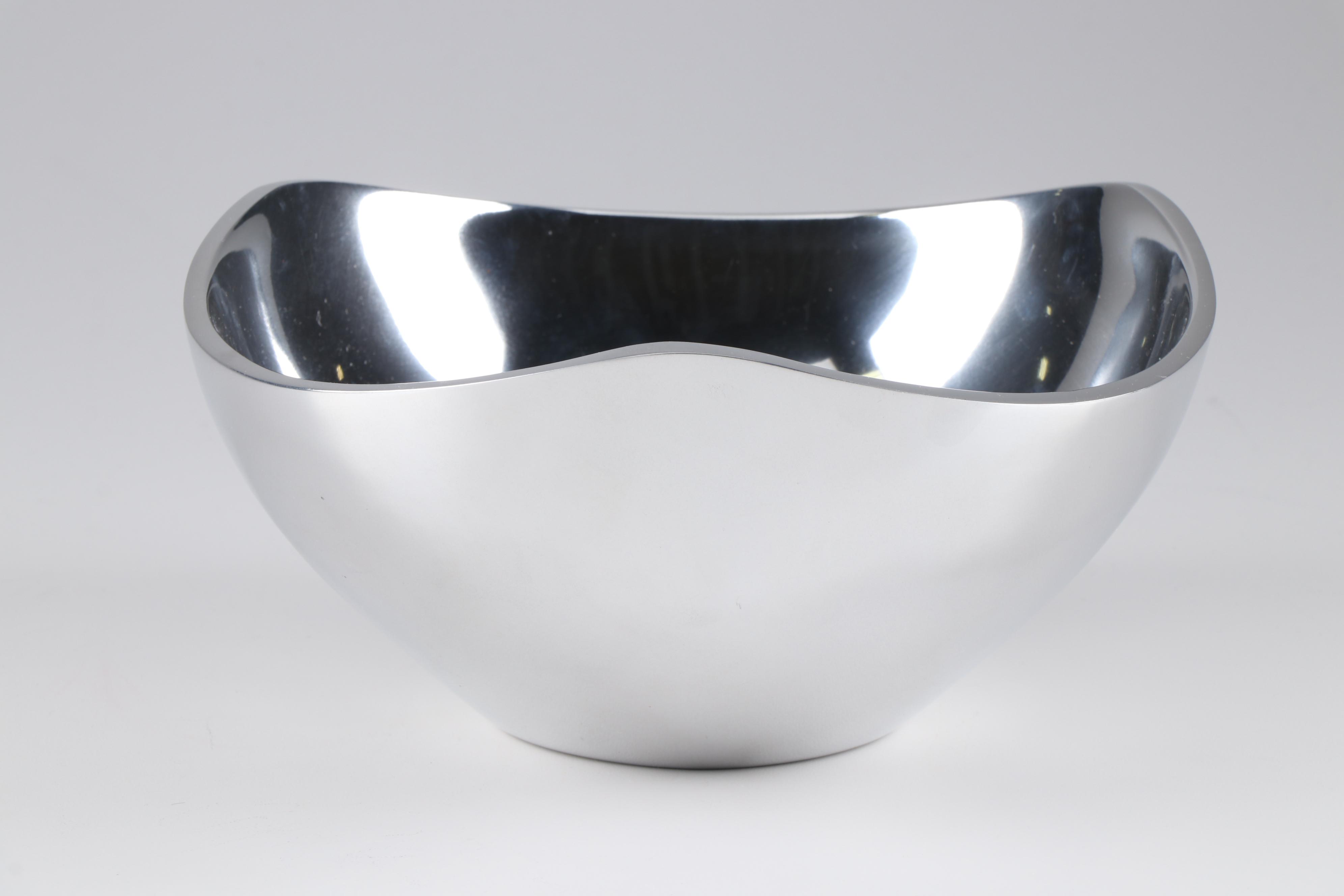 Nambe Tri-Corner Bowl