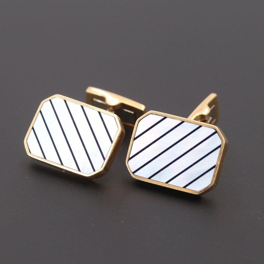 Vintage 18K Yellow Gold Mother of Pearl Cufflinks