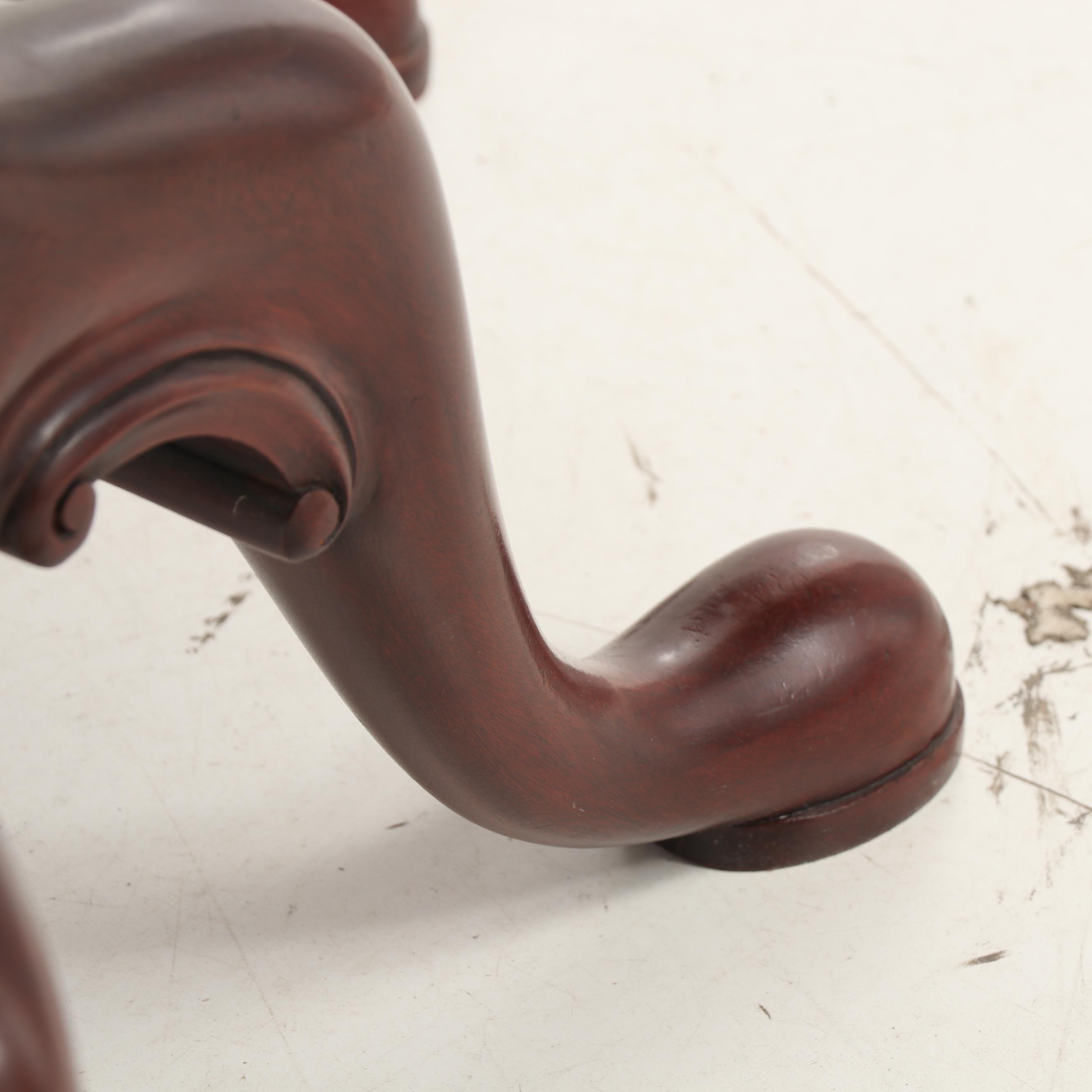 Arthur Brett & Sons, Ltd. Mahogany Dining Table with Leaves, Mid 20th Century