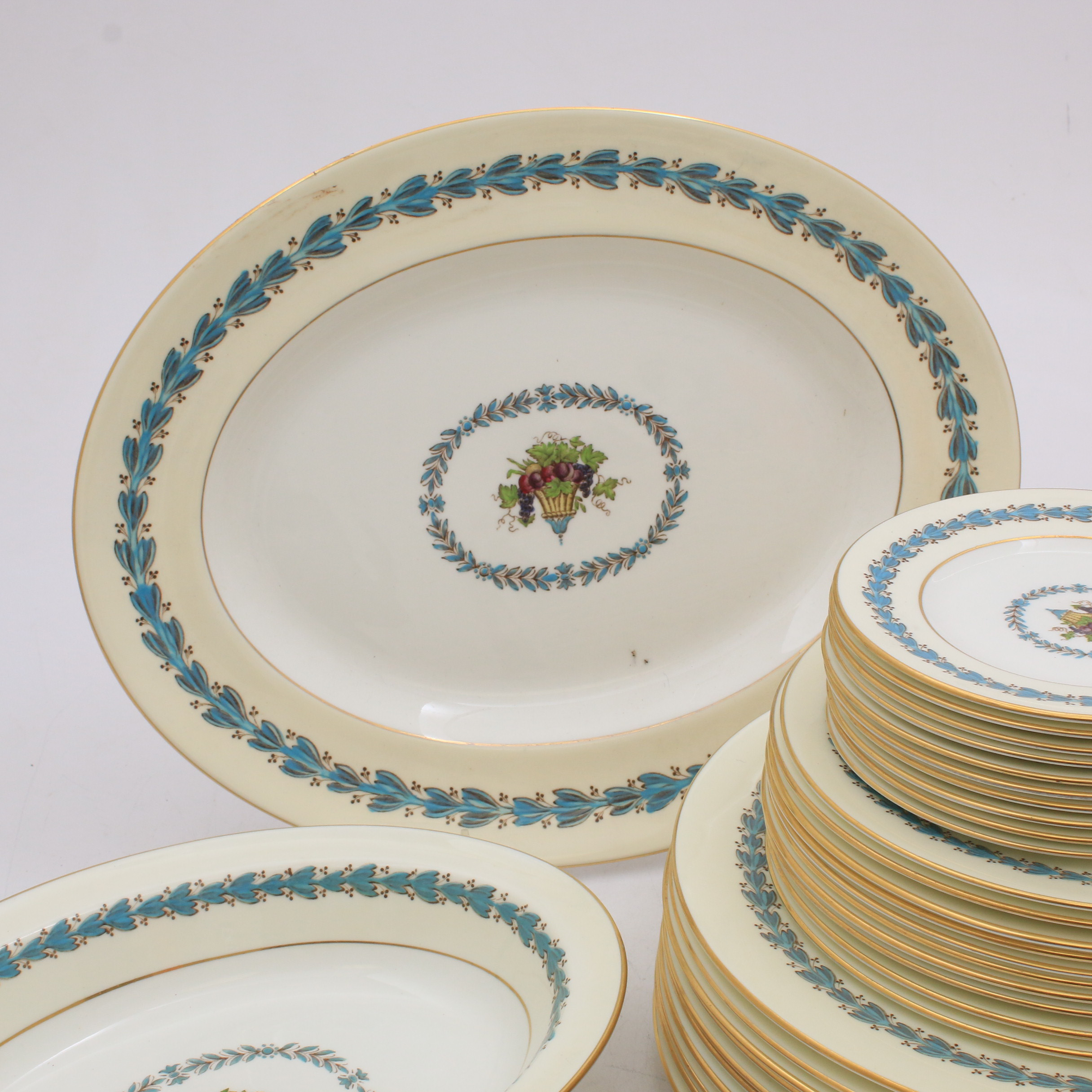 Wedgwood "Appledore" Dinnerware Service for Ten