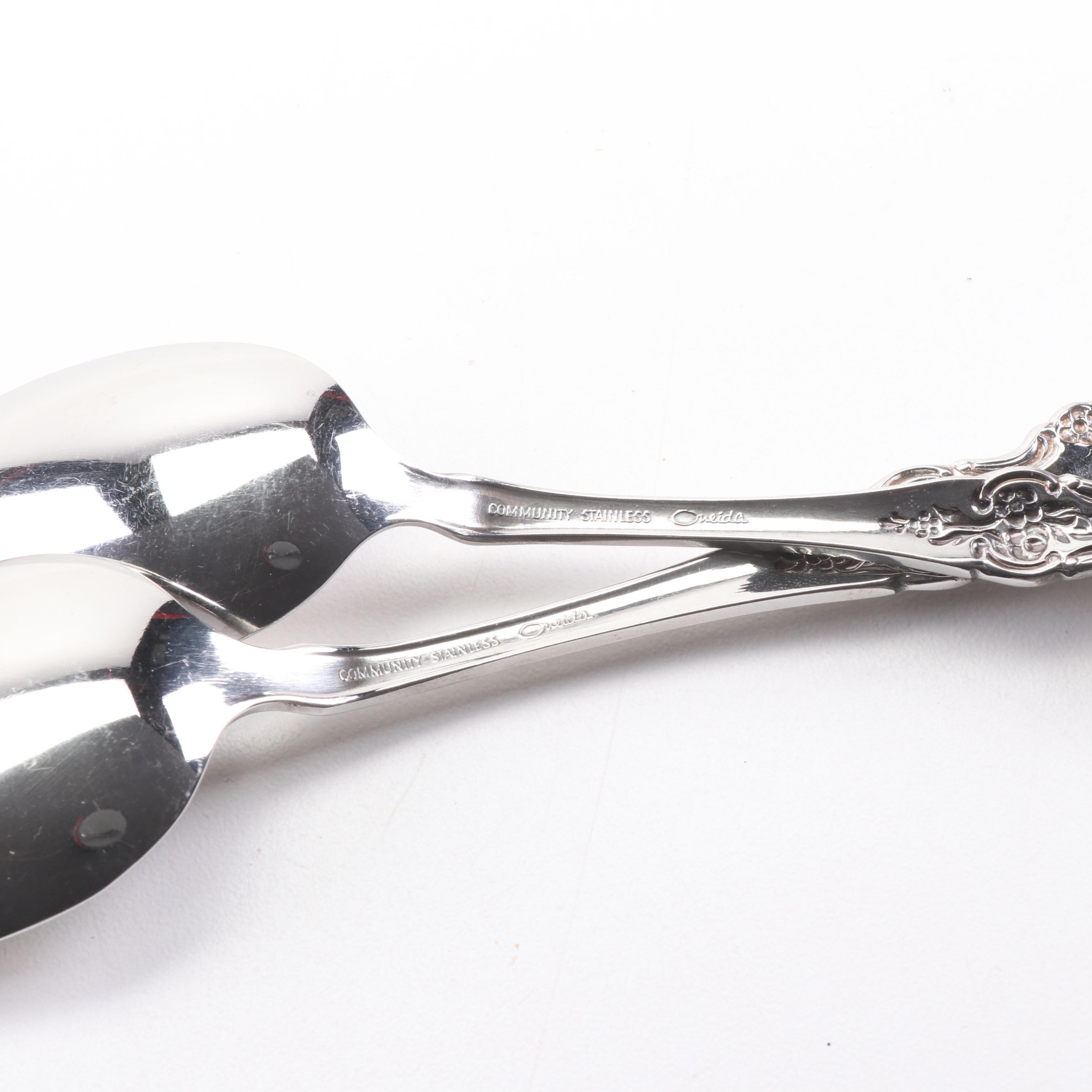 Oneida Community Stainless Flatware Set