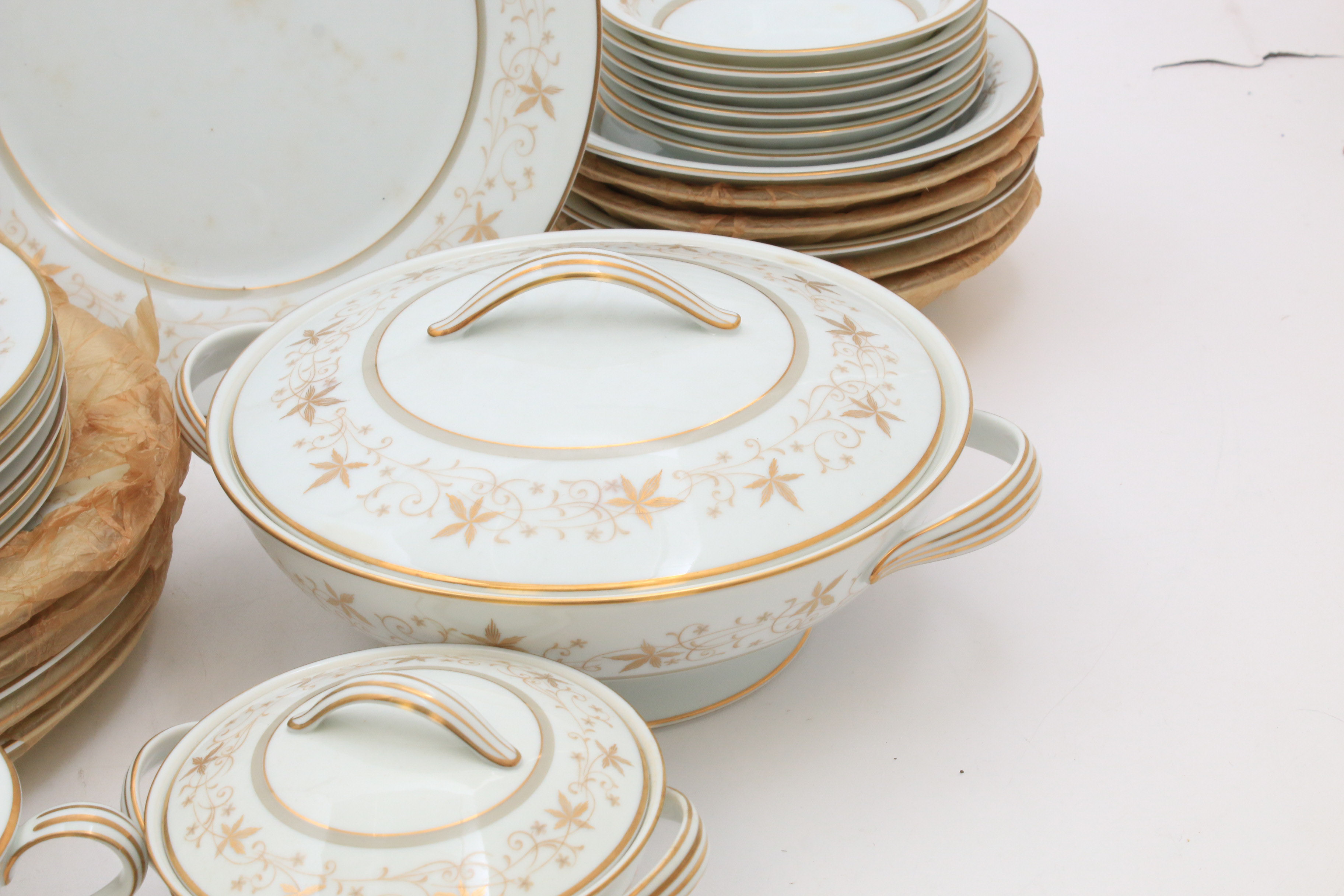 Noritake "Warwick" Dinnerware Service for Six