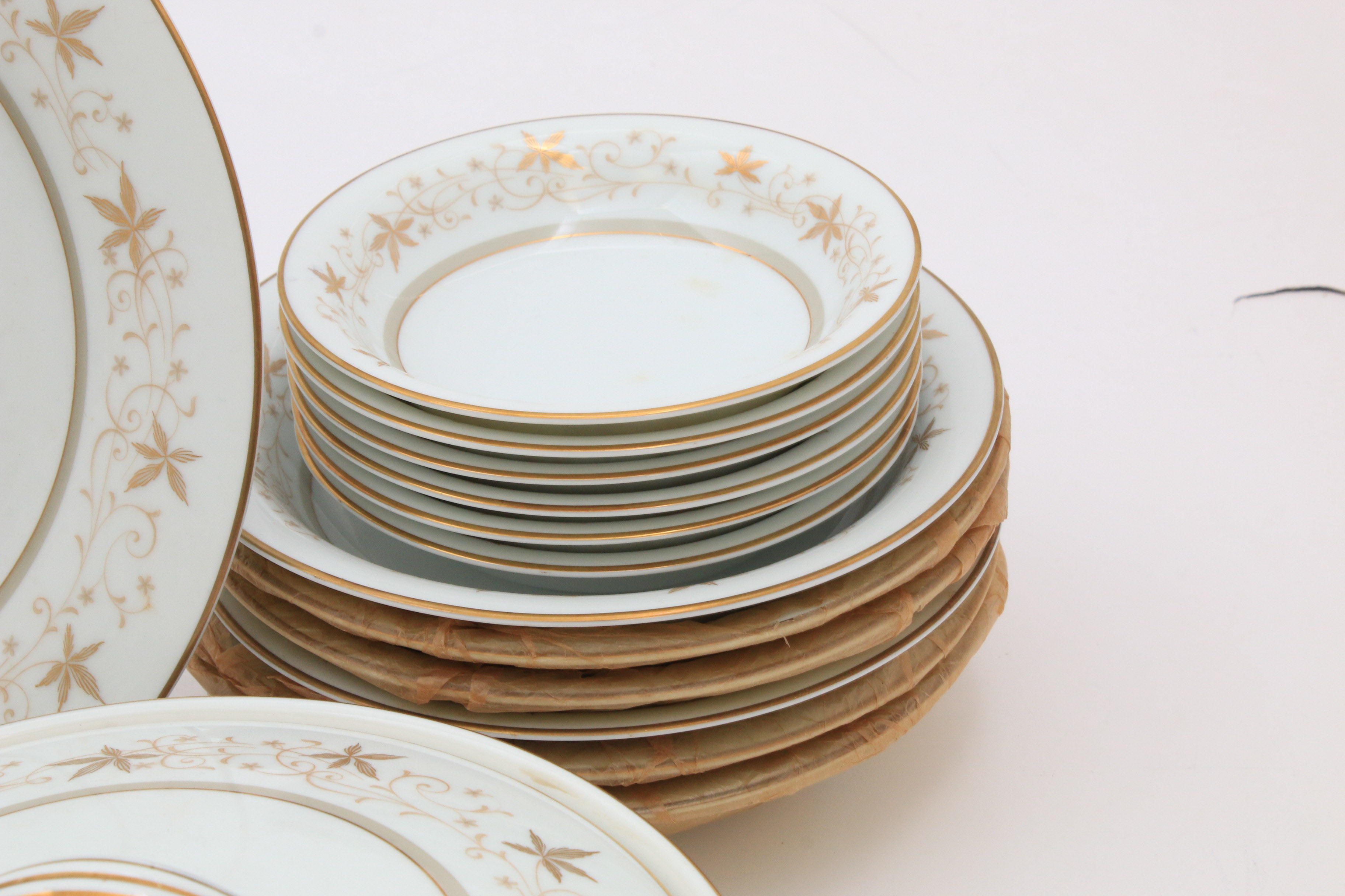 Noritake "Warwick" Dinnerware Service for Six