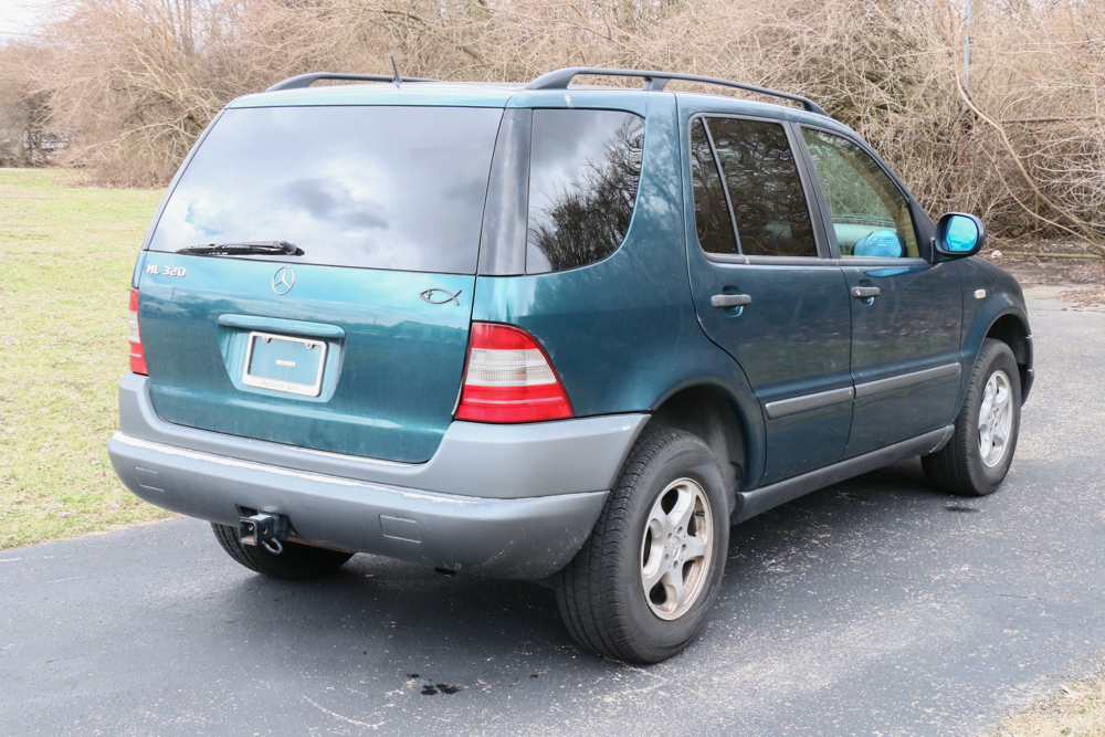 1998 Mercedes-Benz ML320
