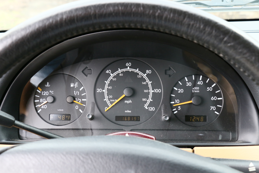 1998 Mercedes-Benz ML320