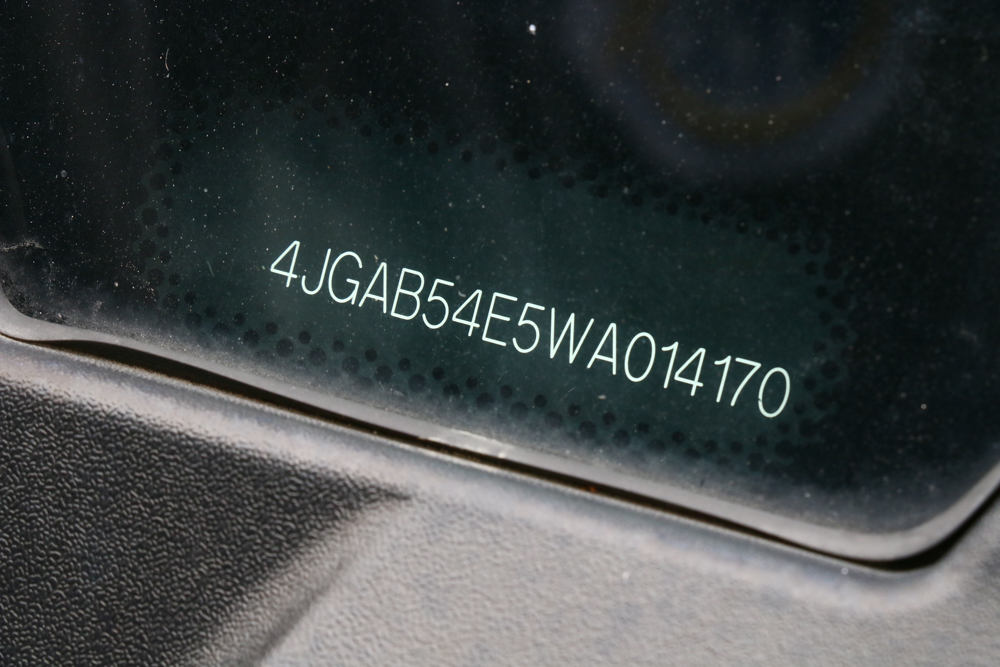 1998 Mercedes-Benz ML320