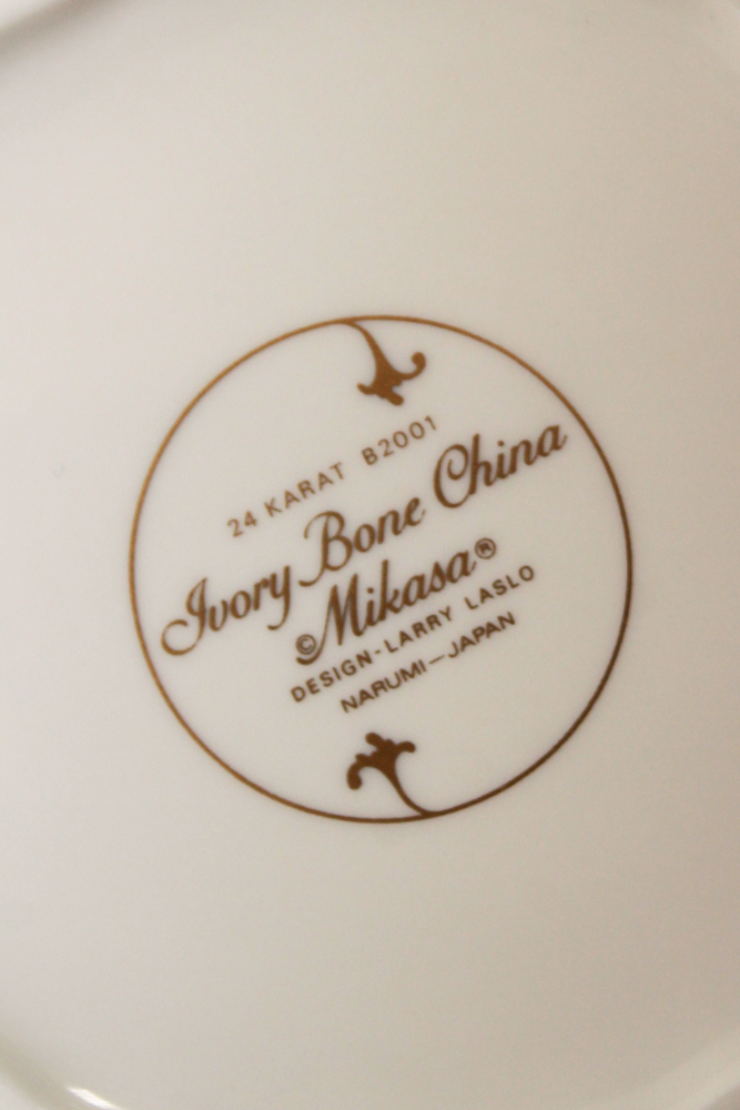 American Limoges 22K Gold "China d'Or" Dinnerware, 1940s