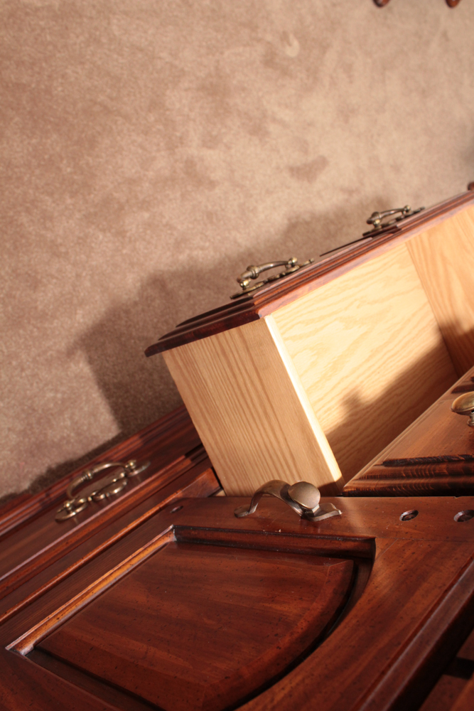 Broyhill Illuminated Pine China Cabinet, Mid to Late 20th Century