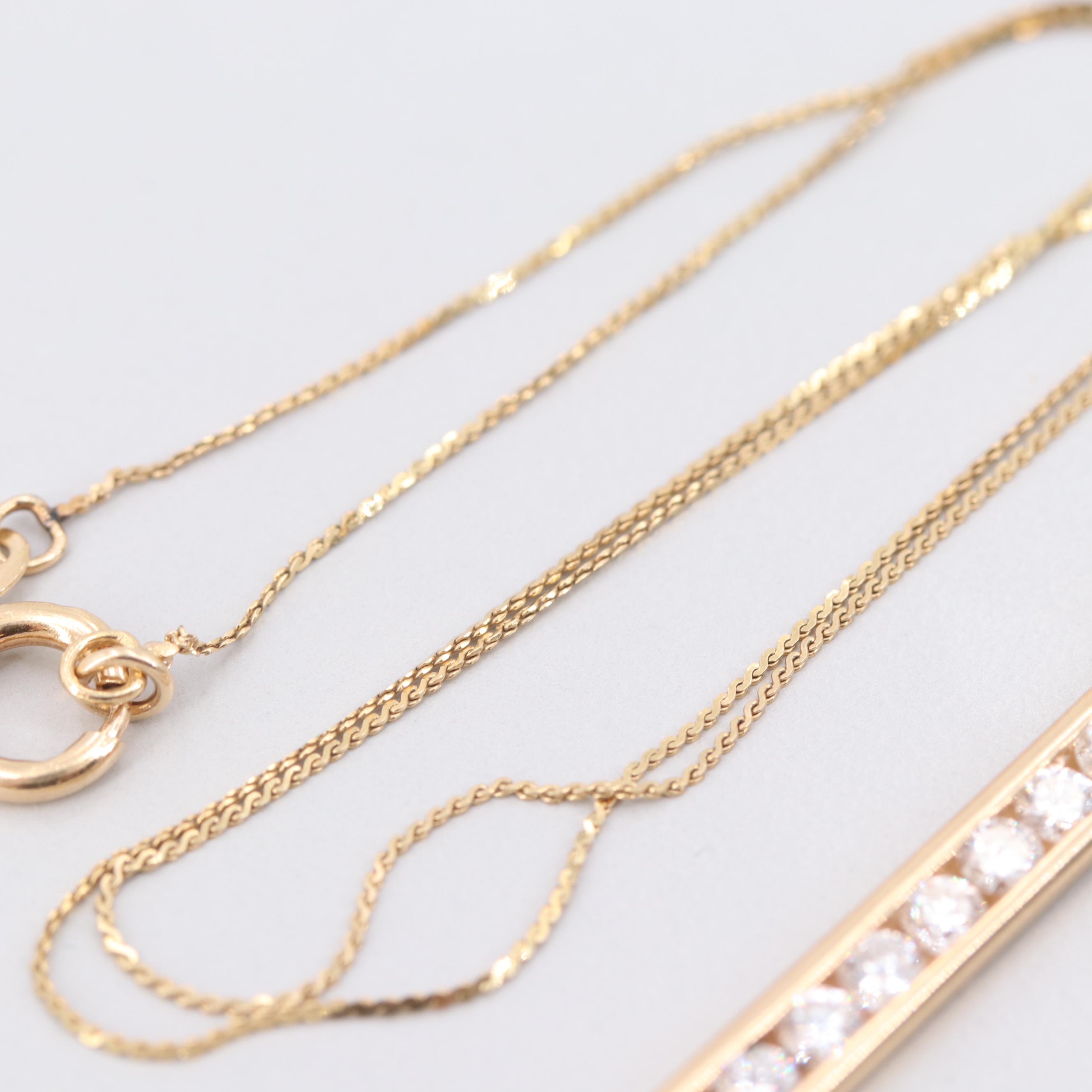 14K Yellow Gold Diamond Pendant Necklace