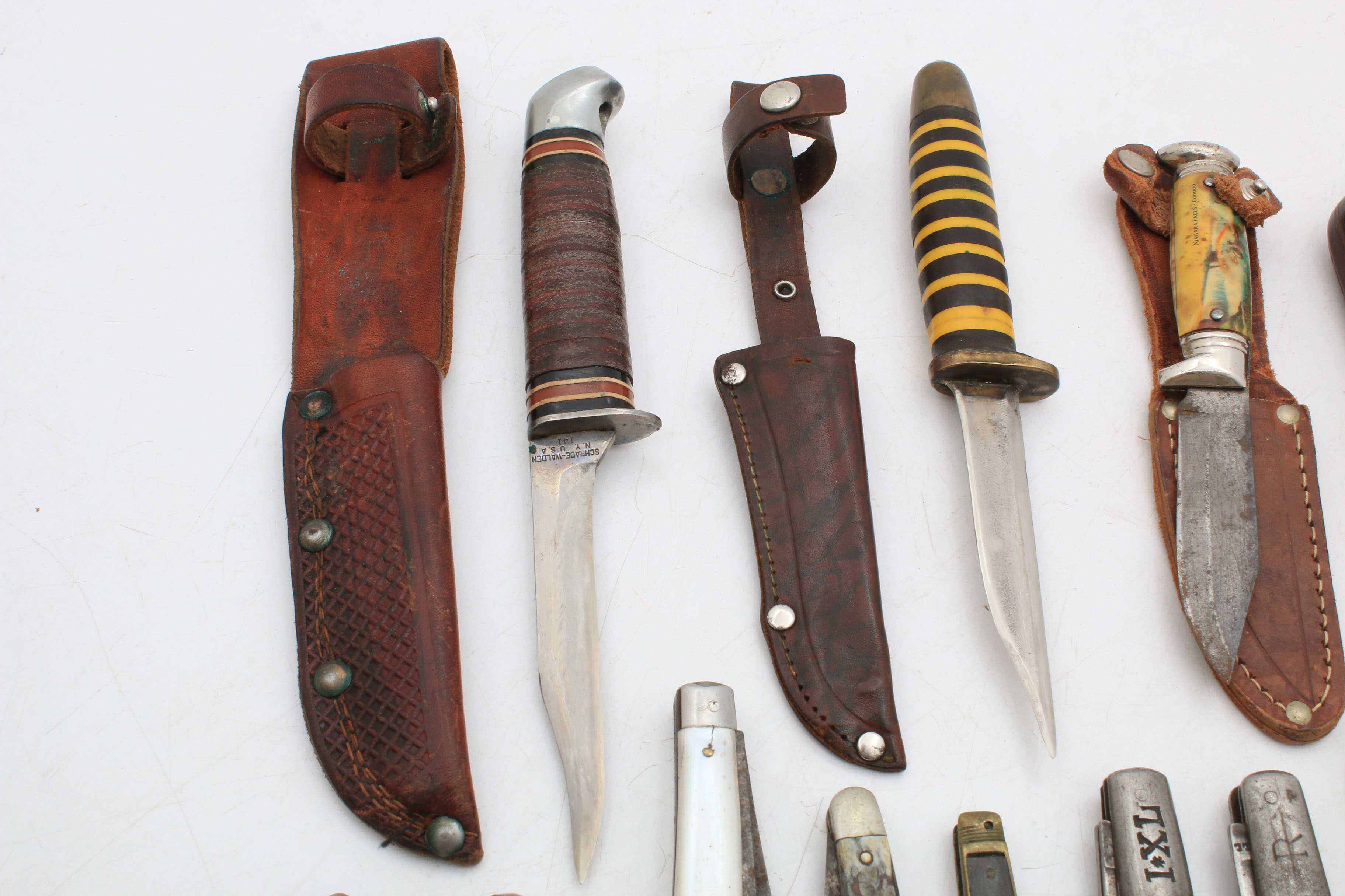 Pocket and Hunting Knives Assortment