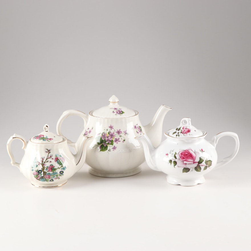 English Tea and Coffee Pots Featuring Sadler and Royal Parks