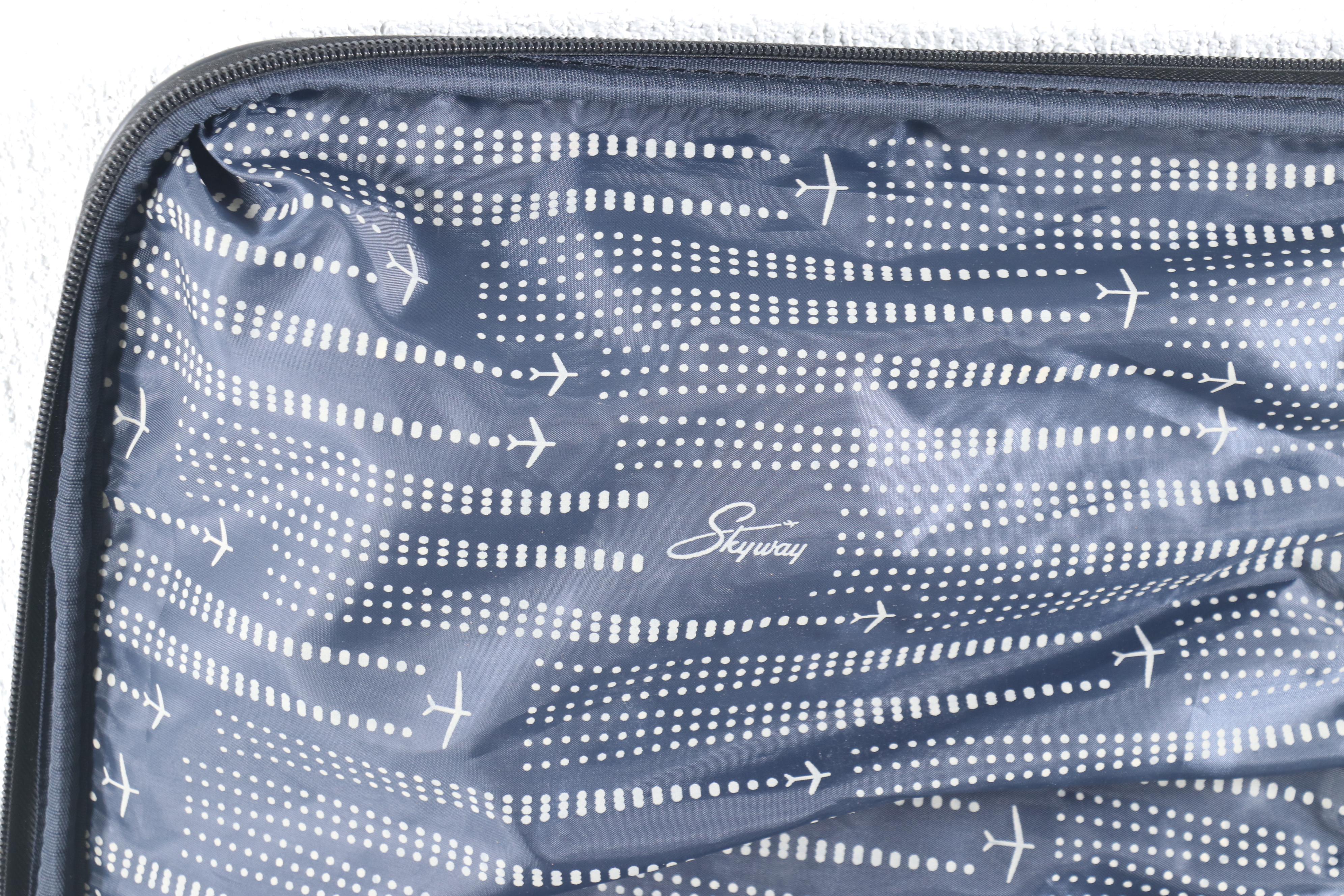 The Skyway Luggage Company Zero Gravity Expandable Upright Rolling Suitcase