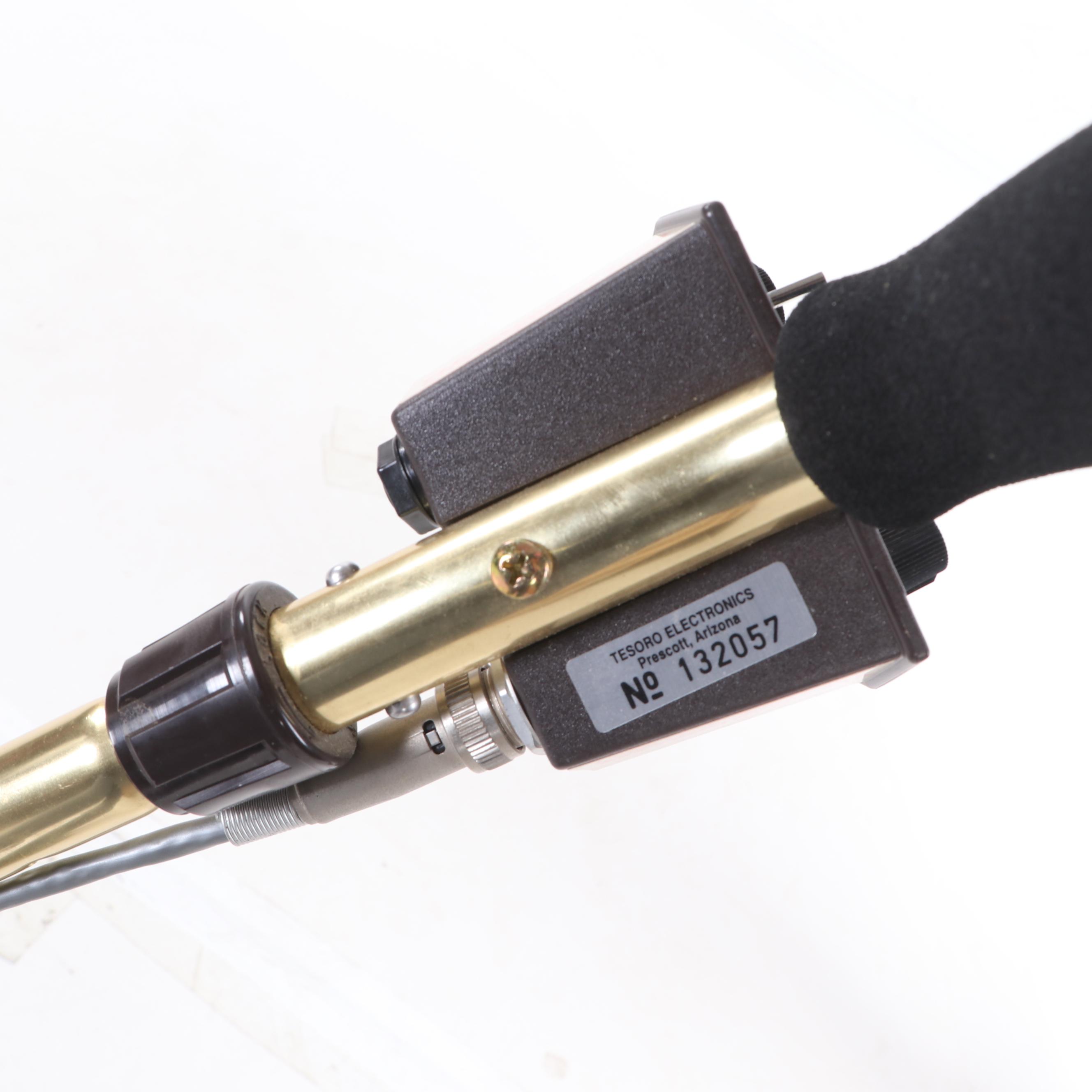 Tesoro "Conquistador UMax" Metal Detector