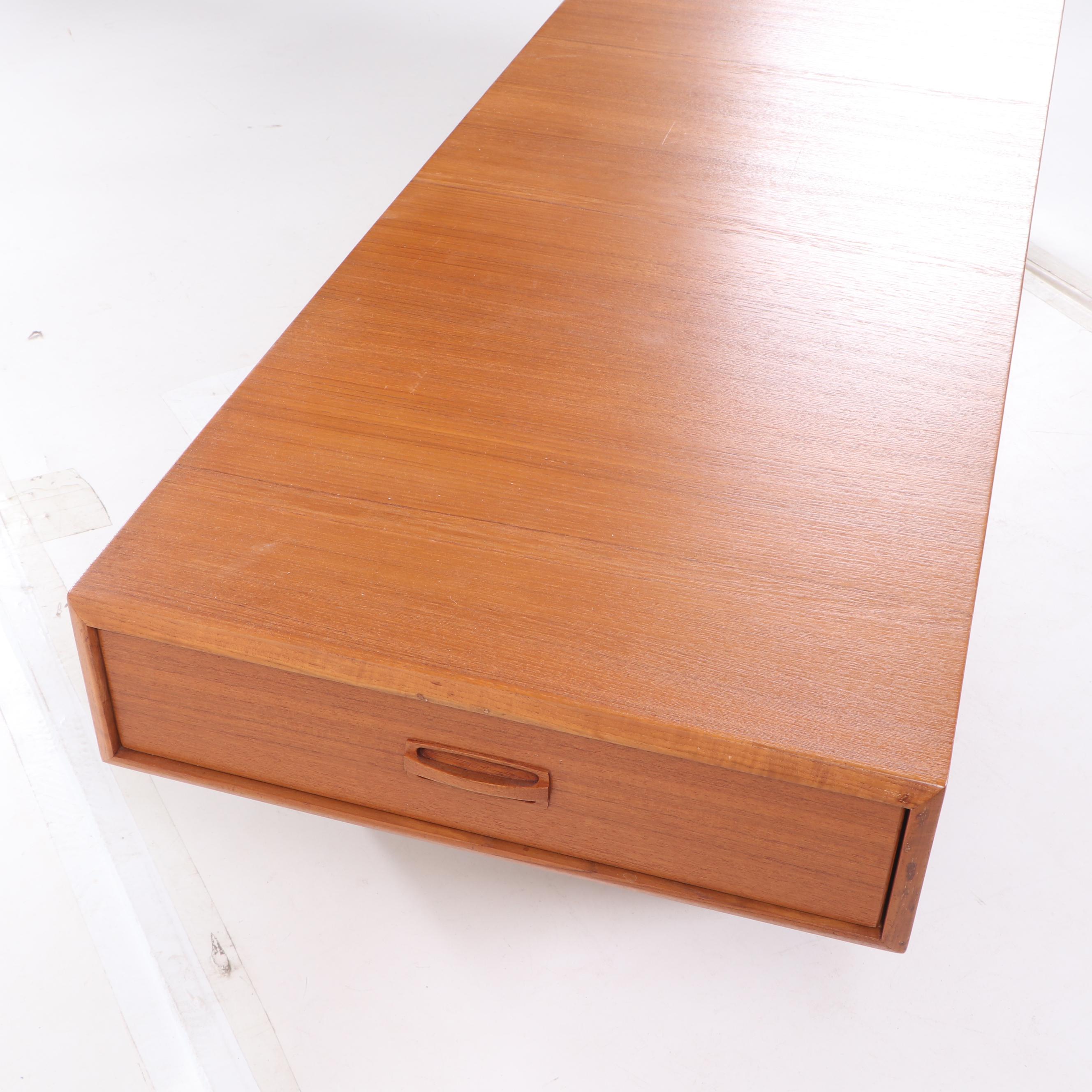 Modern Style Hall Bench, Contemporary