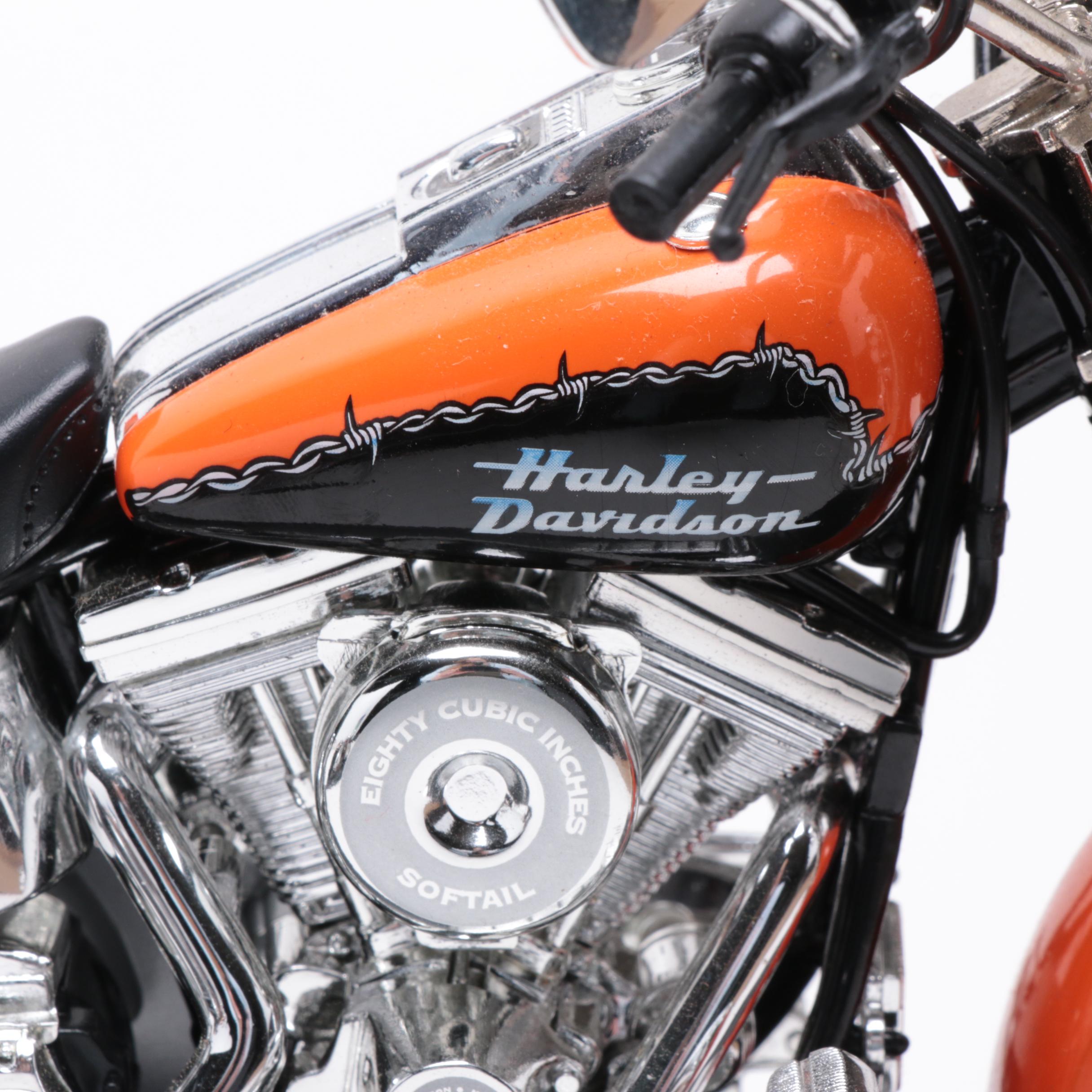 1999 Mattel Harley Davidson Diecast and Classic Hali 800 Motorcycles