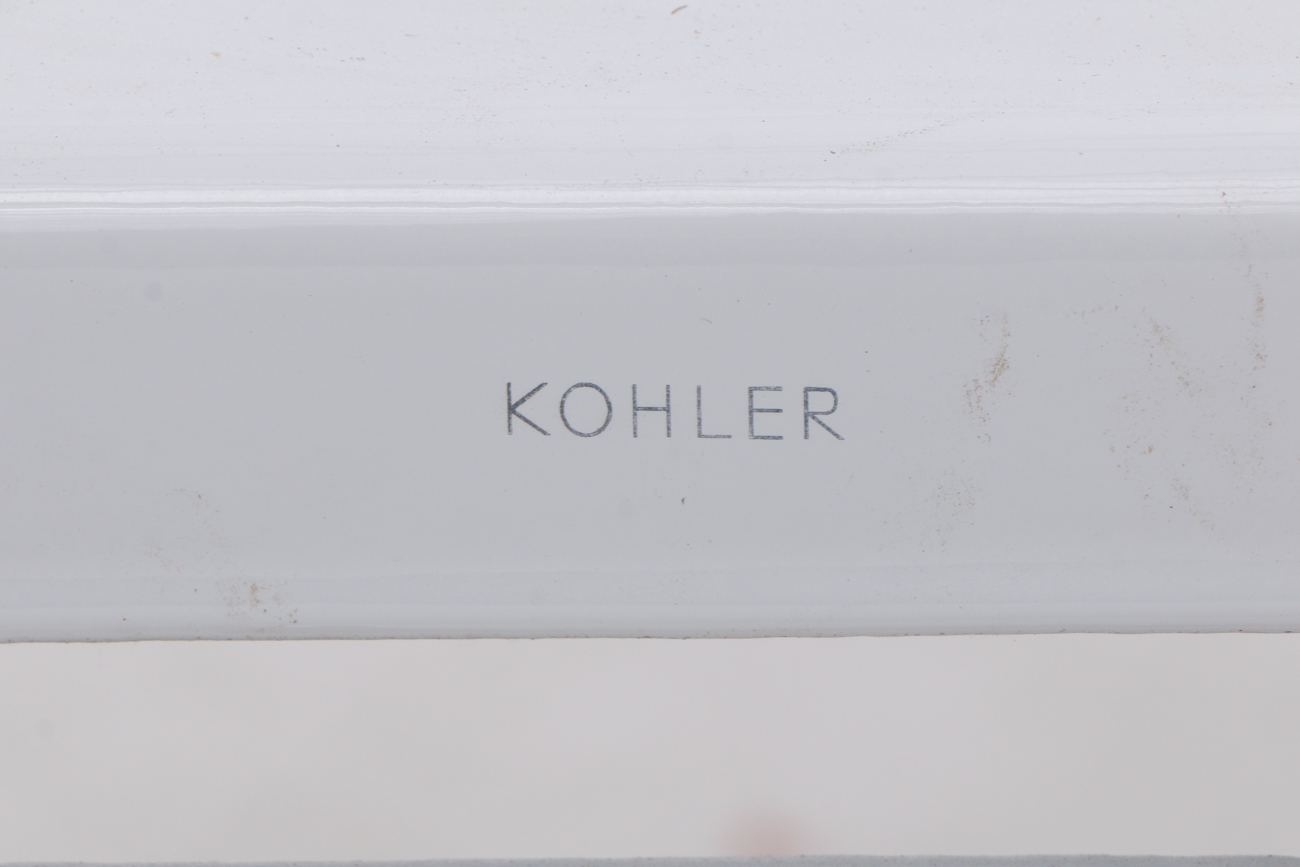Modernist Kohler Enameled Metal Bath Tub