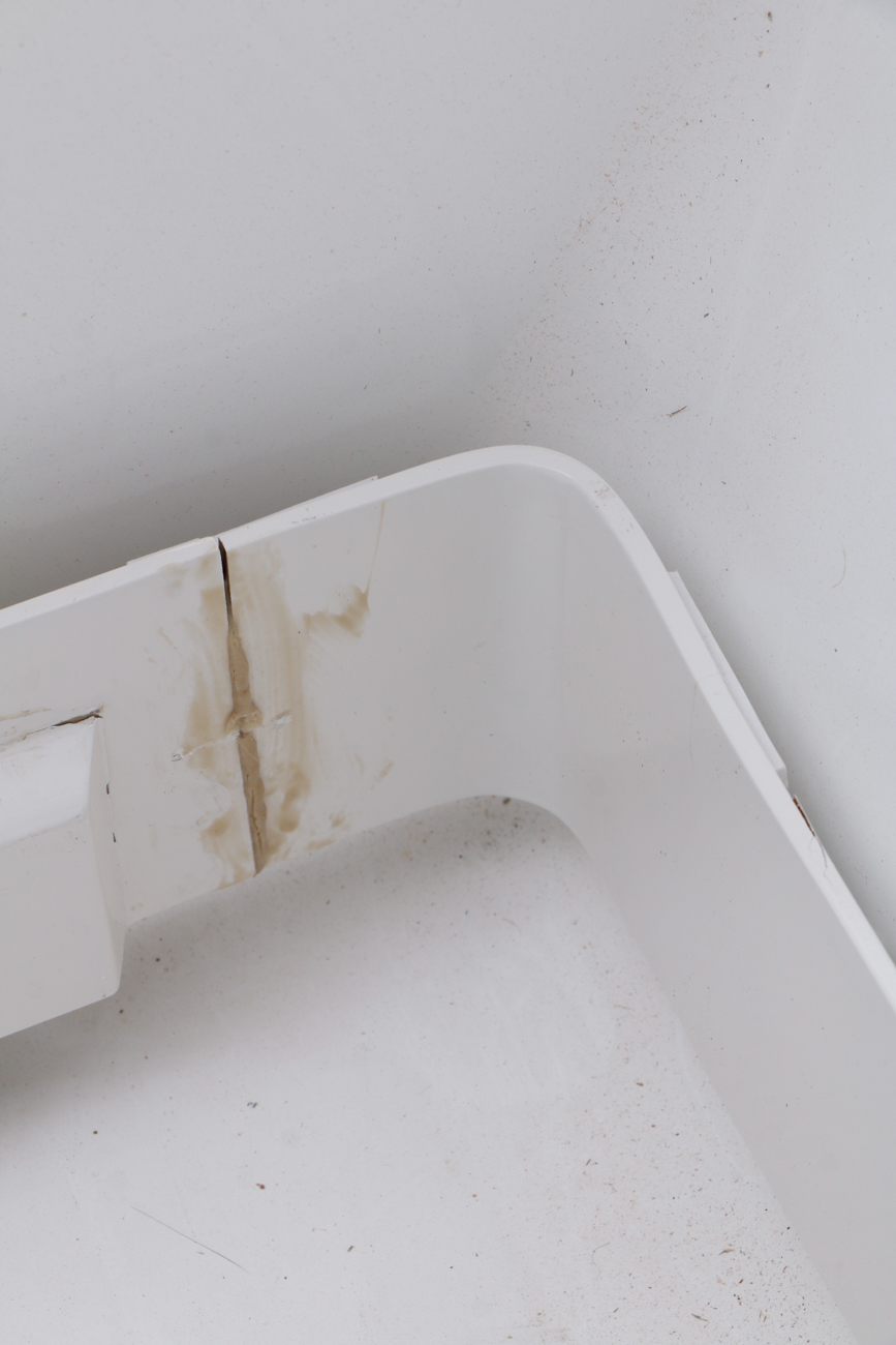 Modernist Kohler Enameled Metal Bath Tub