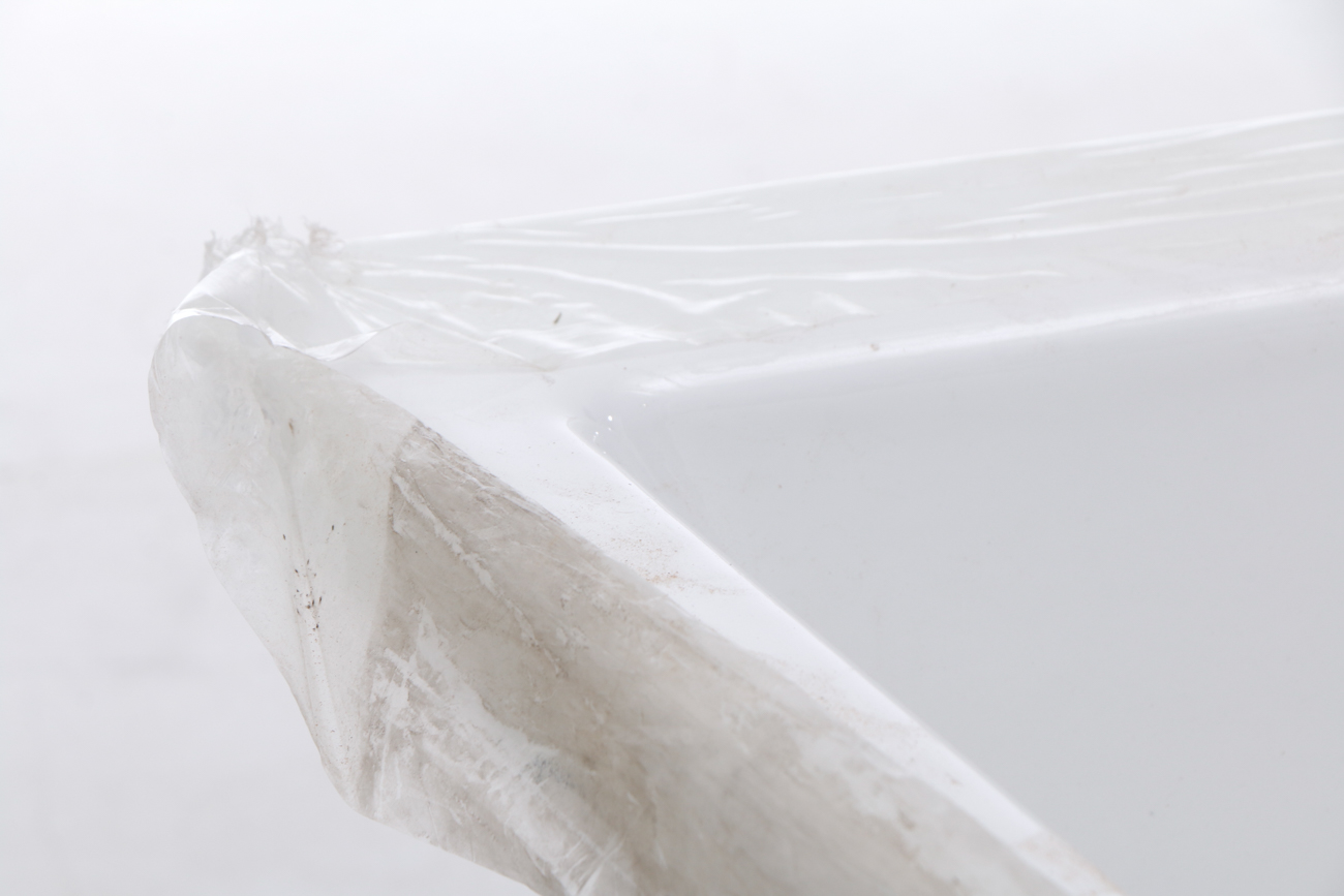 Modernist Kohler Enameled Metal Bath Tub